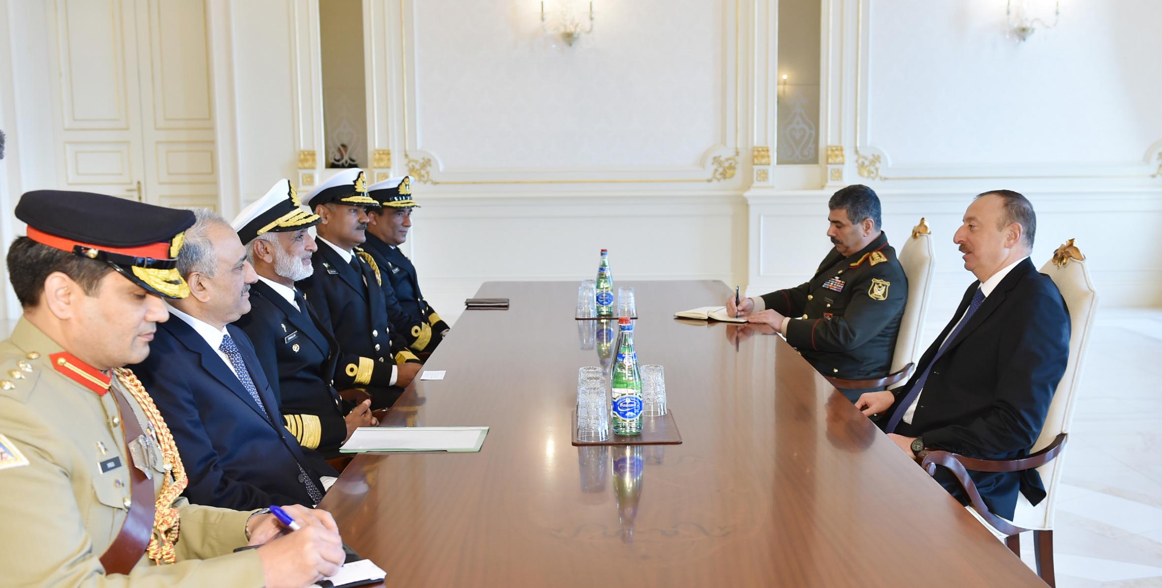 Ilham Aliyev received the Chief of Naval Staff of the Pakistan Navy