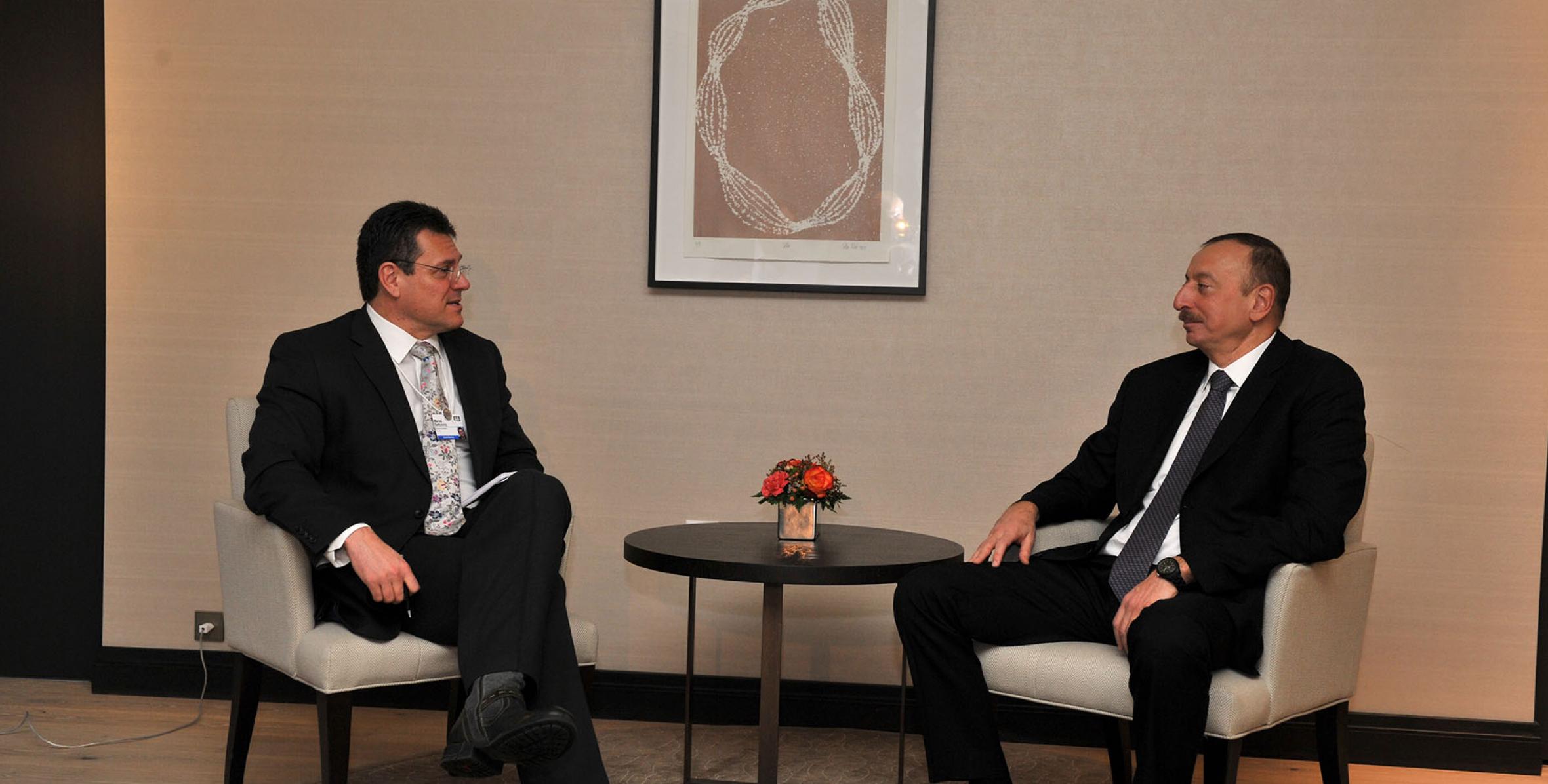 İlham Əliyev Avropa Komissiyasının enerji birliyi üzrə vitse-prezidenti ilə görüşüb