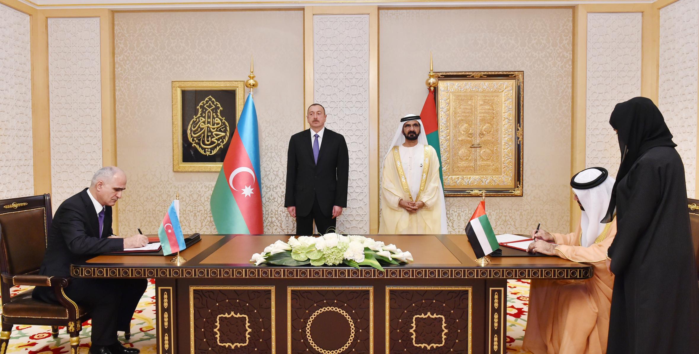 Состоялась церемония подписания документов между Азербайджанской Республикой и Объединенными Арабскими Эмиратами