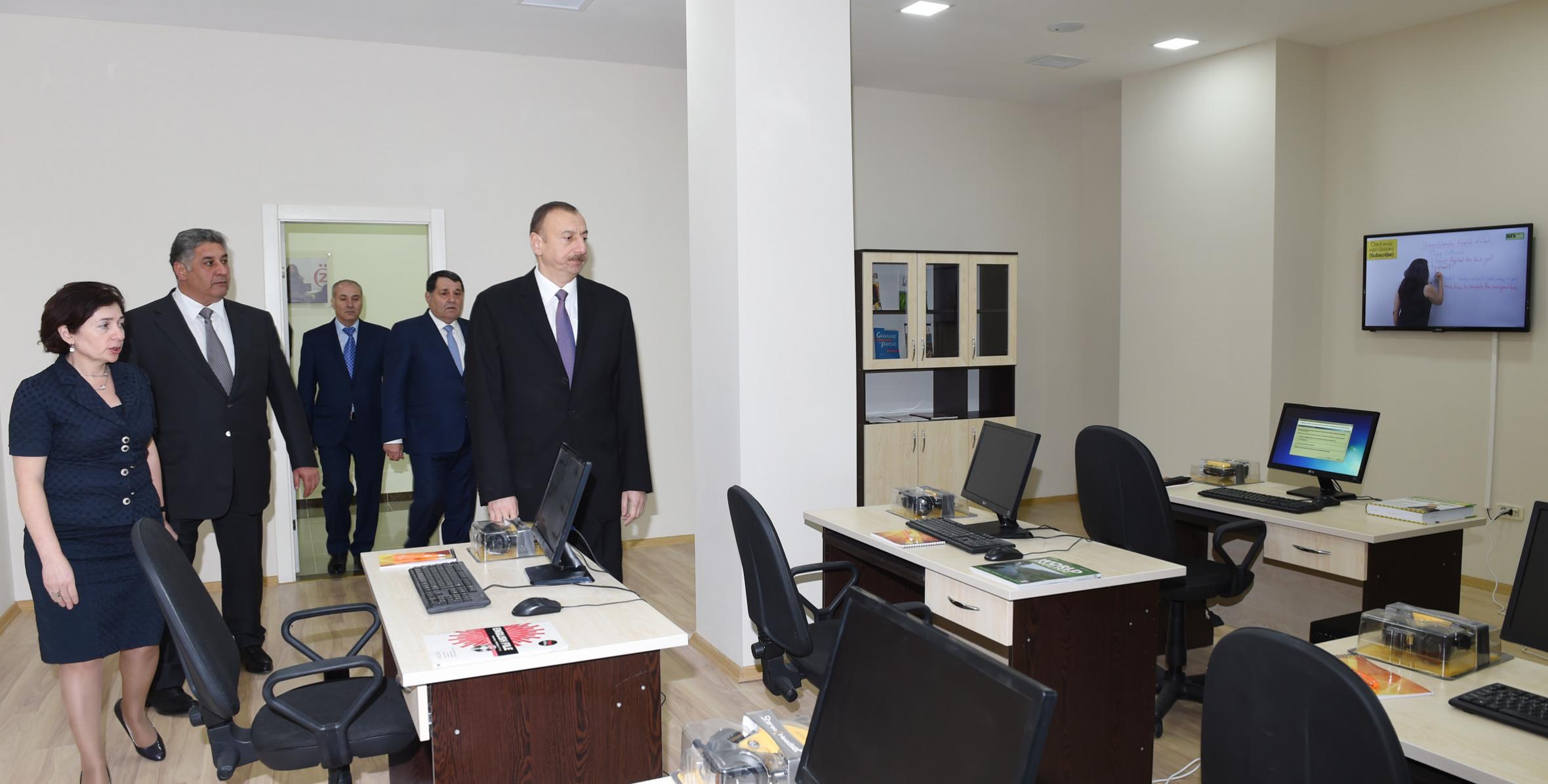 Ильхам Алиев в рамках поездки в Товузский район принял участие в открытии Дома молодежи в городе Говлар