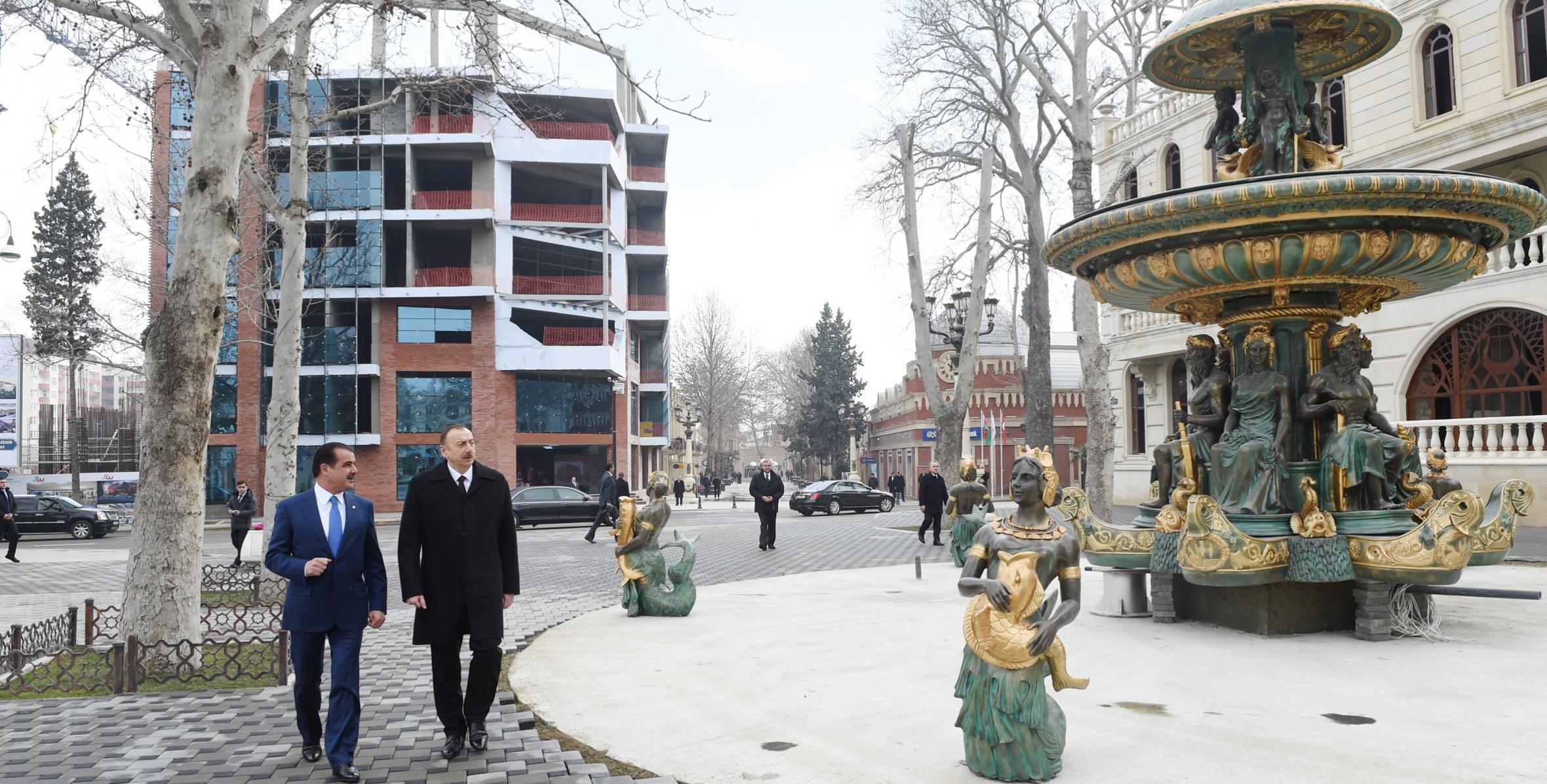 Ильхам Алиев ознакомился с ходом строительства Гянджинской государственной филармонии