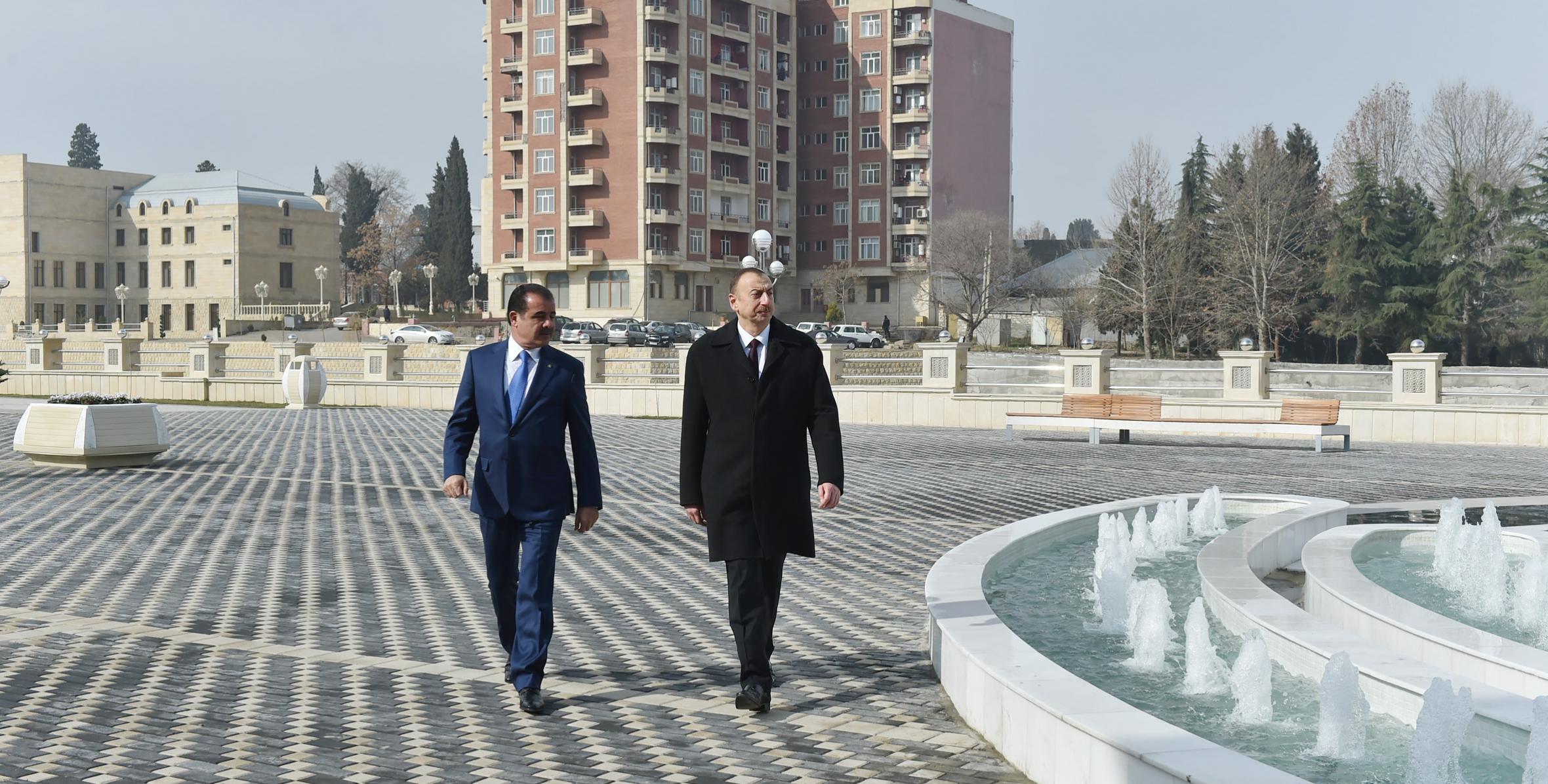 Ильхам Алиев ознакомился с парково-бульварным комплексом «Гянджачай»