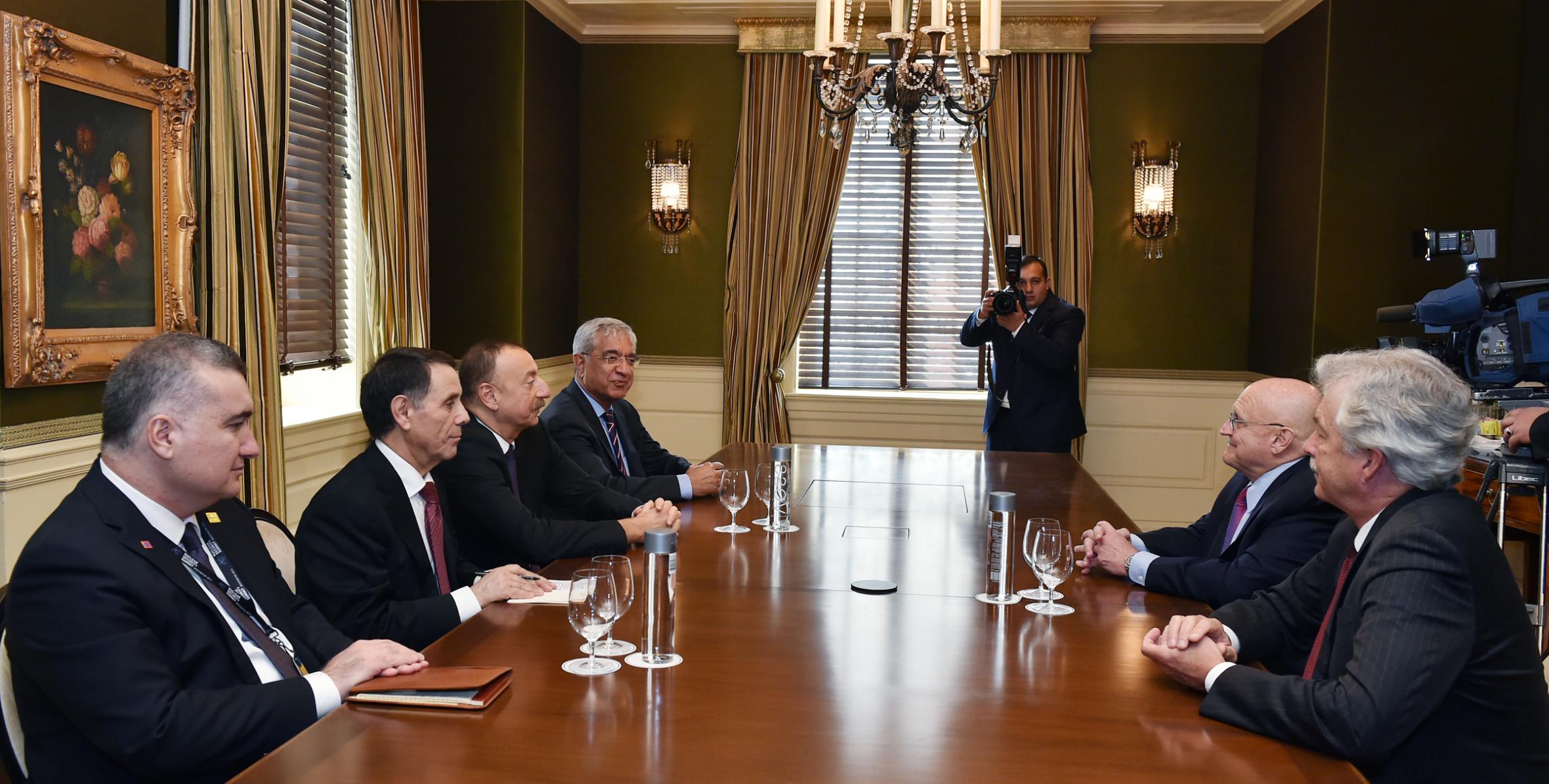 Ilham Aliyev met with US public figures