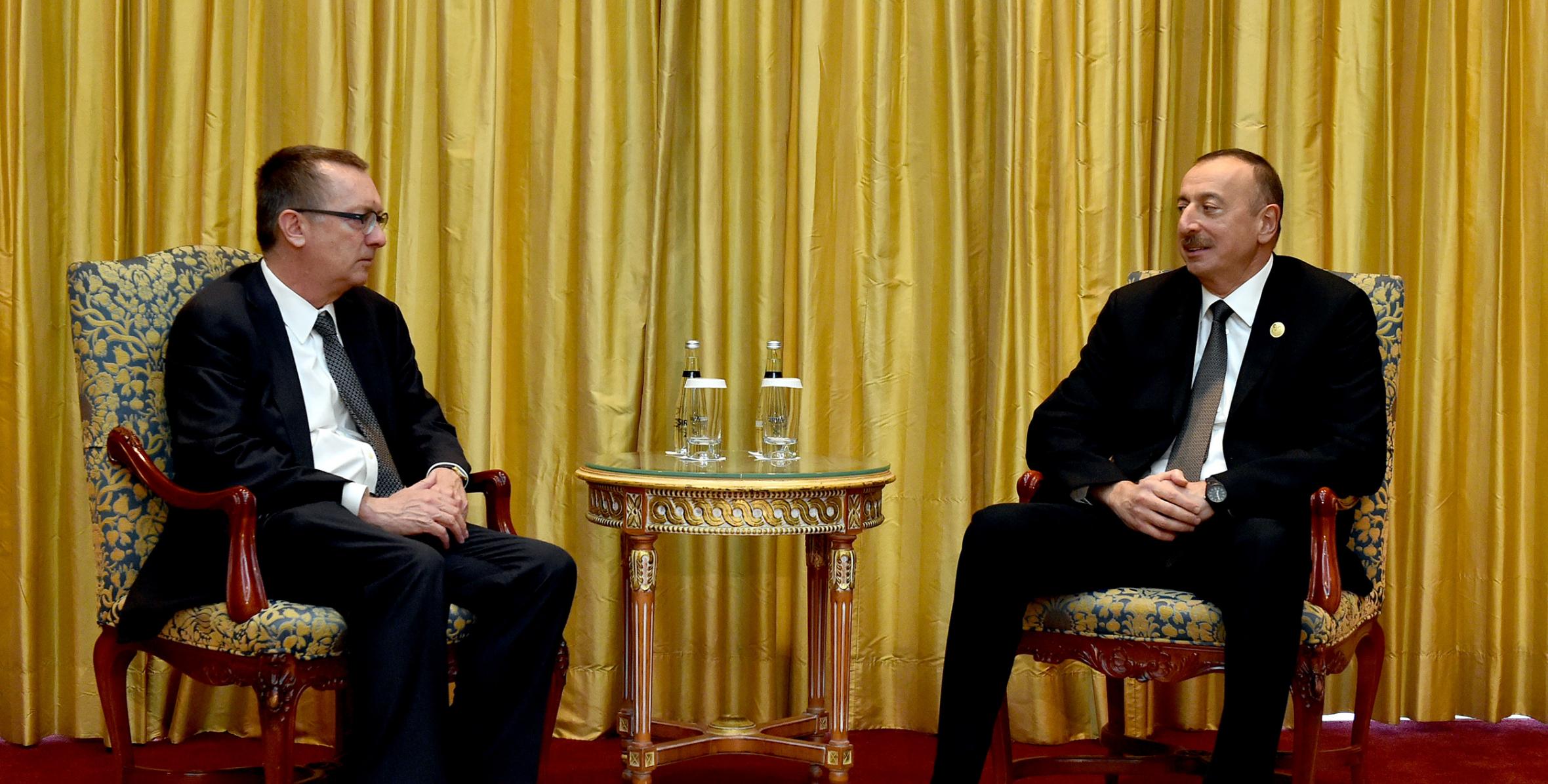 Ильхам Алиев встретился с заместителем генерального секретаря ООН по политическим вопросам