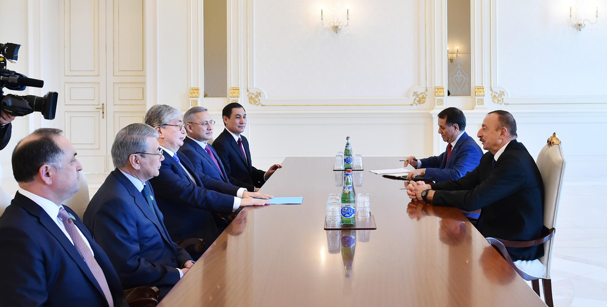 Ильхам Алиев принял делегацию во главе с председателем Сената парламента Казахстана