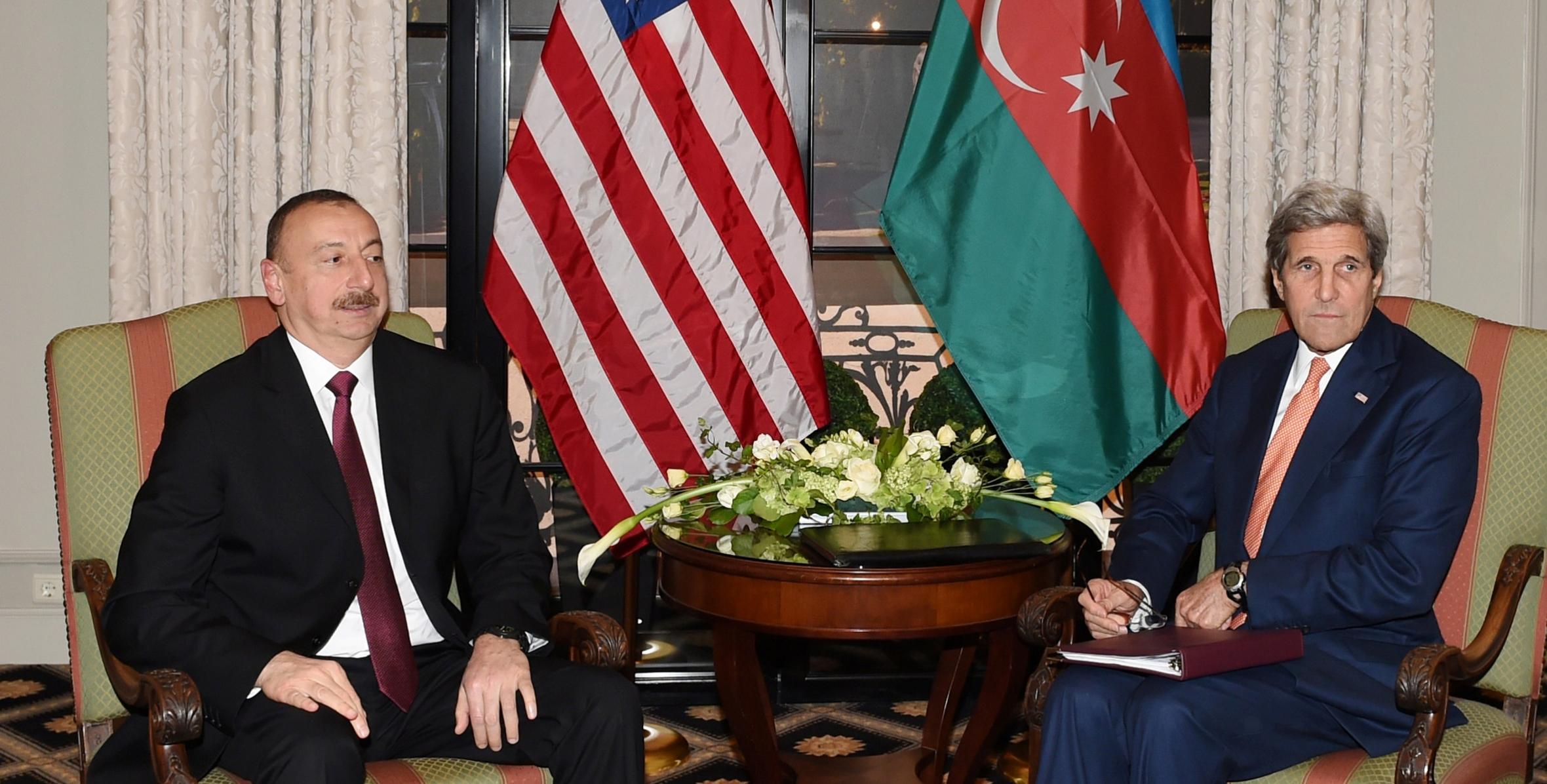 Ильхам Алиев встретился с государственным секретарем США Джоном Керри