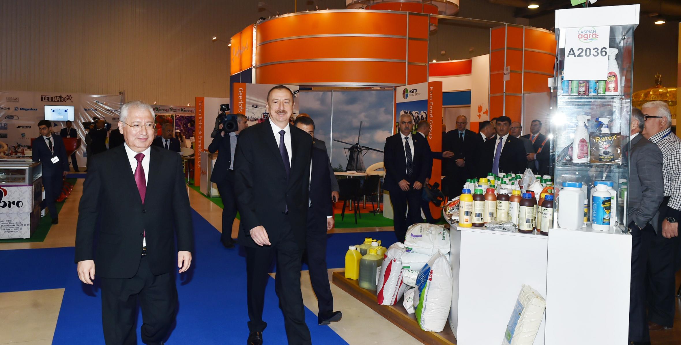 Ильхам Алиев ознакомился с ХХII Международной выставкой пищевой промышленности и Х Международной сельскохозяйственной выставкой в Баку