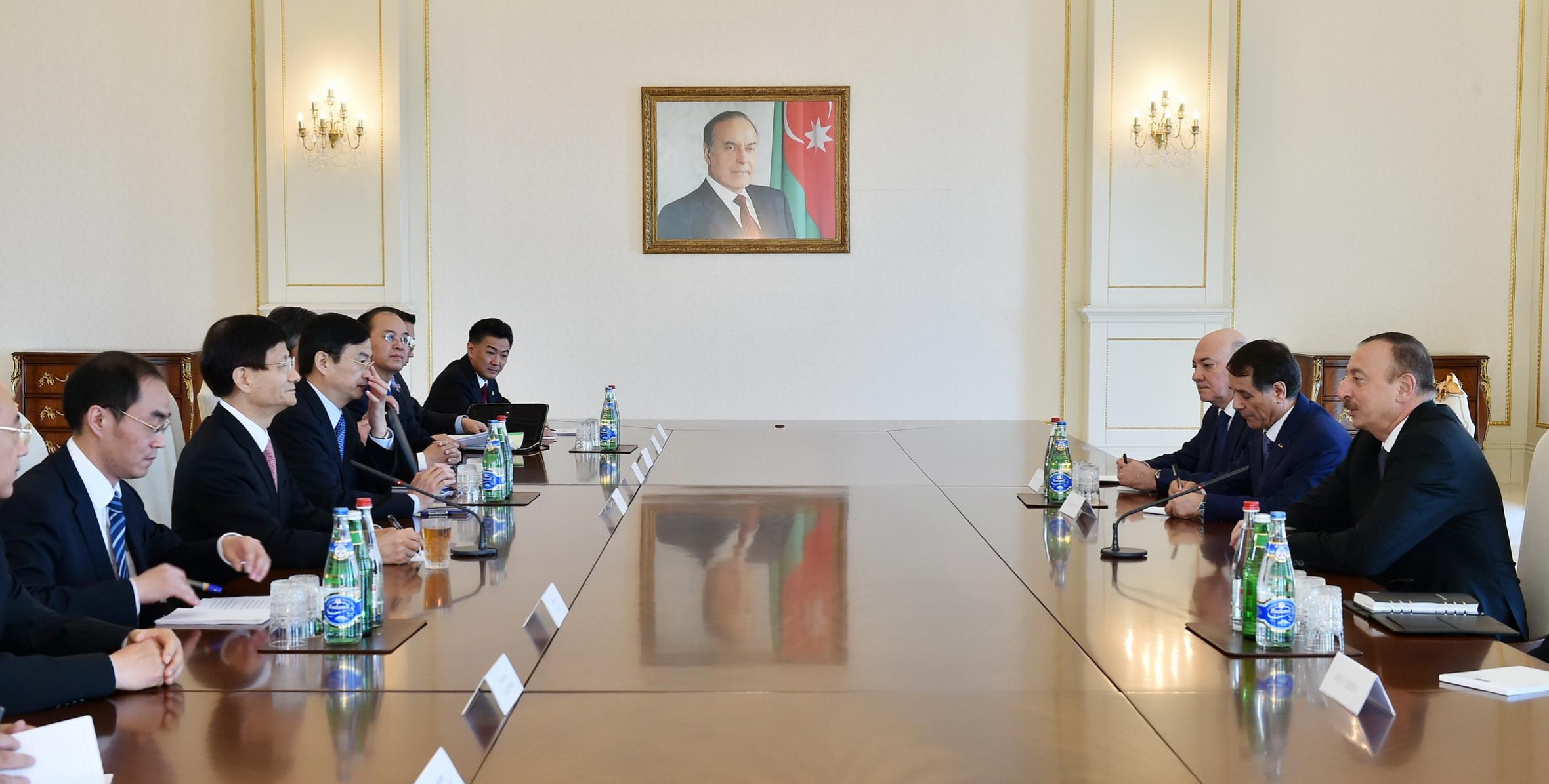 Ильхам Алиев принял специального посланника Председателя Китайской Народной Республики