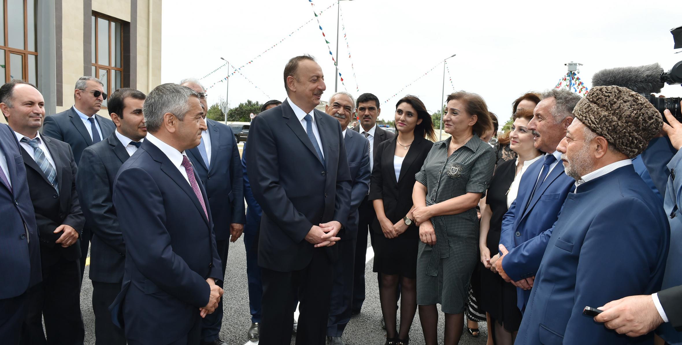 Ilham Aliyev met with Nardaran residents