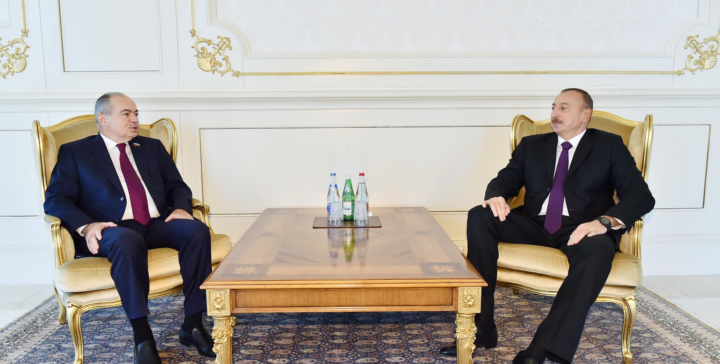 Ильхам Алиев принял заместителя председателя Совета Федерации Федерального Собрания Российской Федерации
