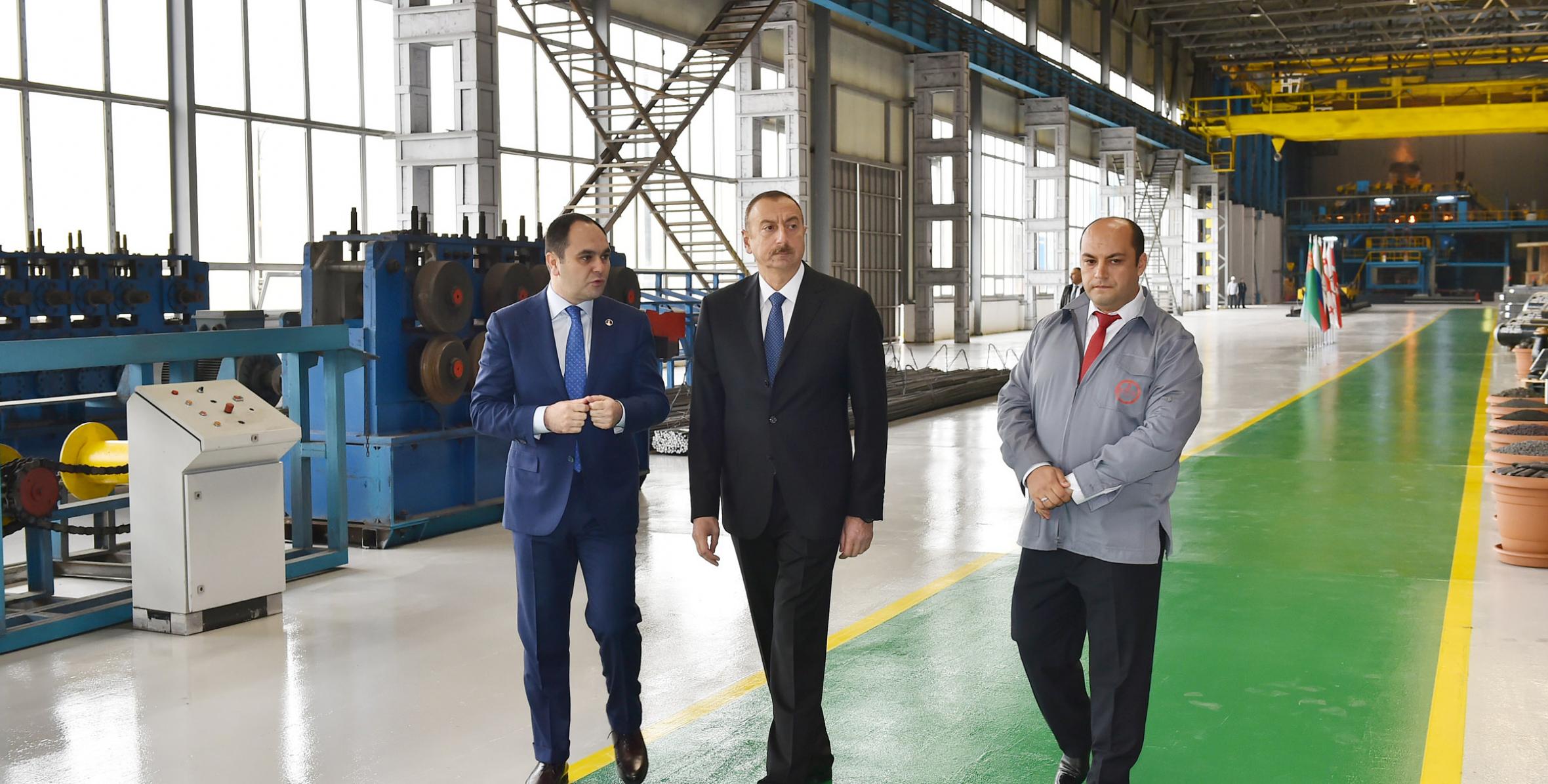 Ильхам Алиев принял участие в открытии кислородного завода в Баку