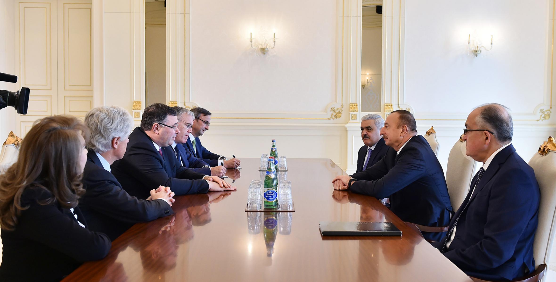 Ильхам Алиев принял генерального исполнительного директора компании TOTAL