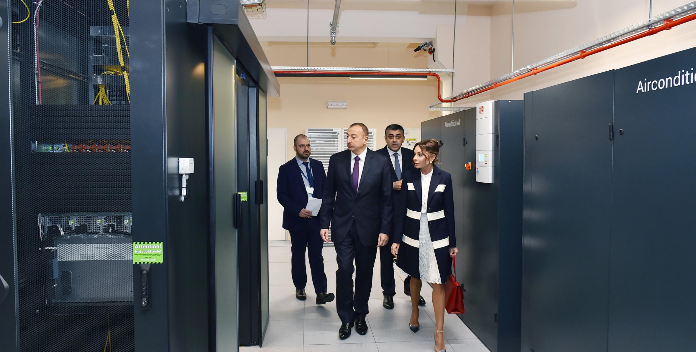 Ильхам Алиев принял участие в церемонии открытия Регионального Дата-центра и Международного коммутационного центра Министерства связи и высоких технологий Азербайджана