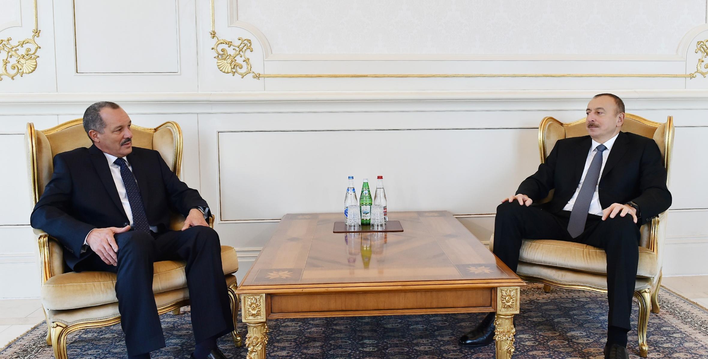 Ilham Aliyev received credentials of incoming Cuban Ambassador