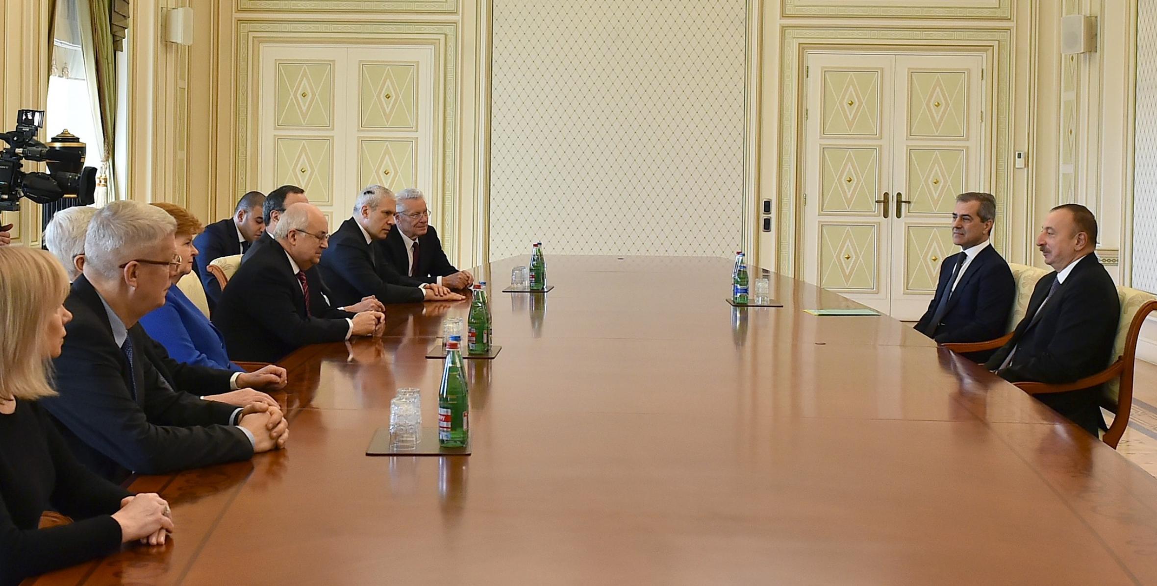 Ilham Aliyev received co-chairs and members of the Board of Trustees of Nizami Ganjavi International Center