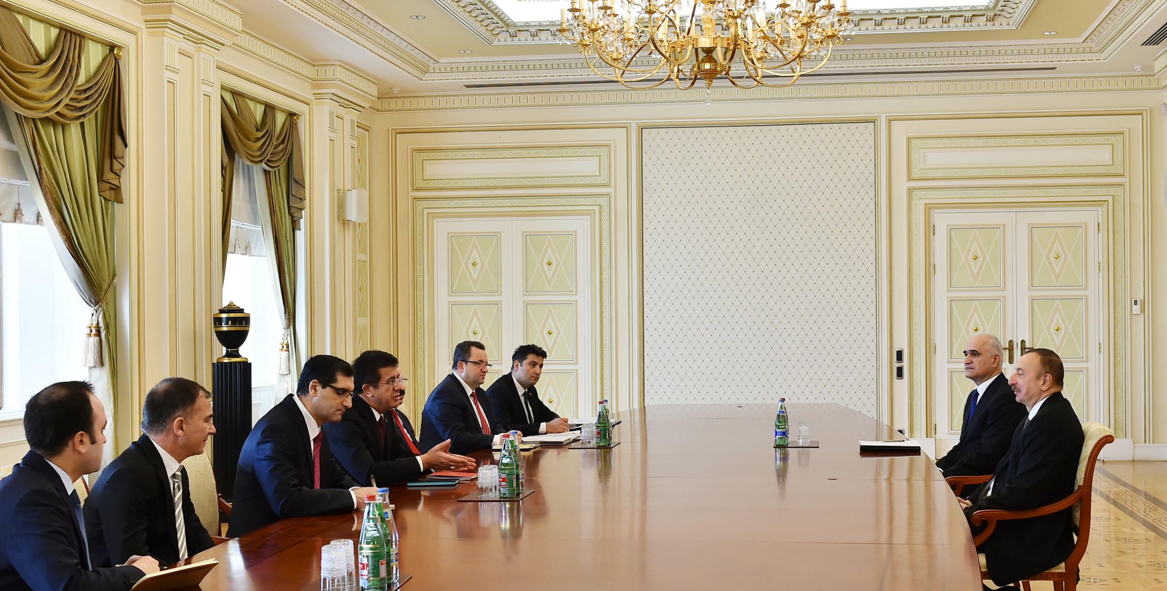 Ильхам Алиев принял делегацию во главе с министром экономики Турции