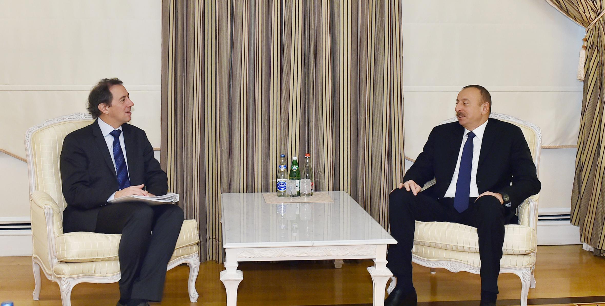 Ильхам Алиев принял вице-президента Всемирного банка по Европе и Центральной Азии