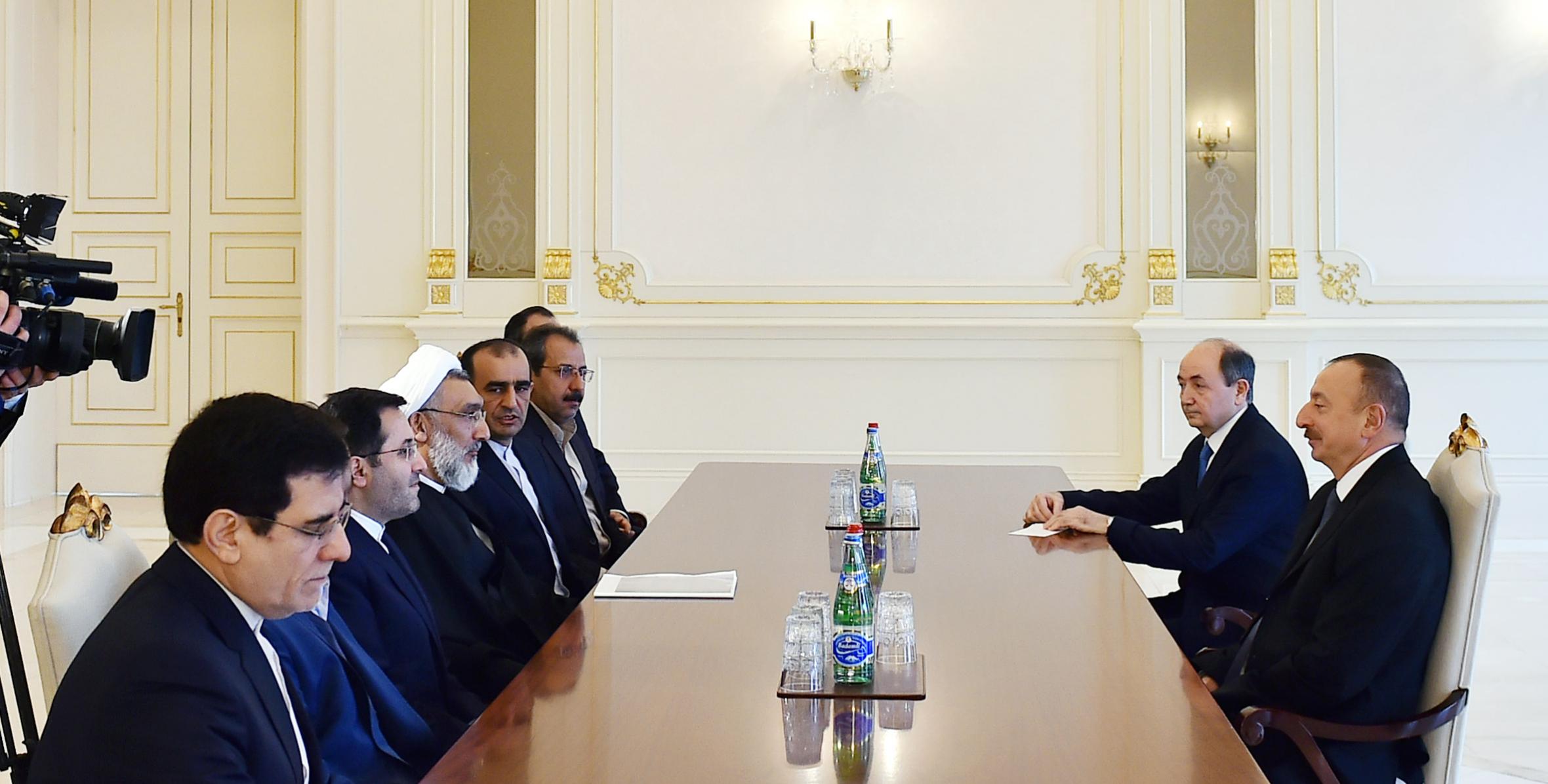 Ильхам Алиев принял делегацию во главе с министром юстиции Ирана
