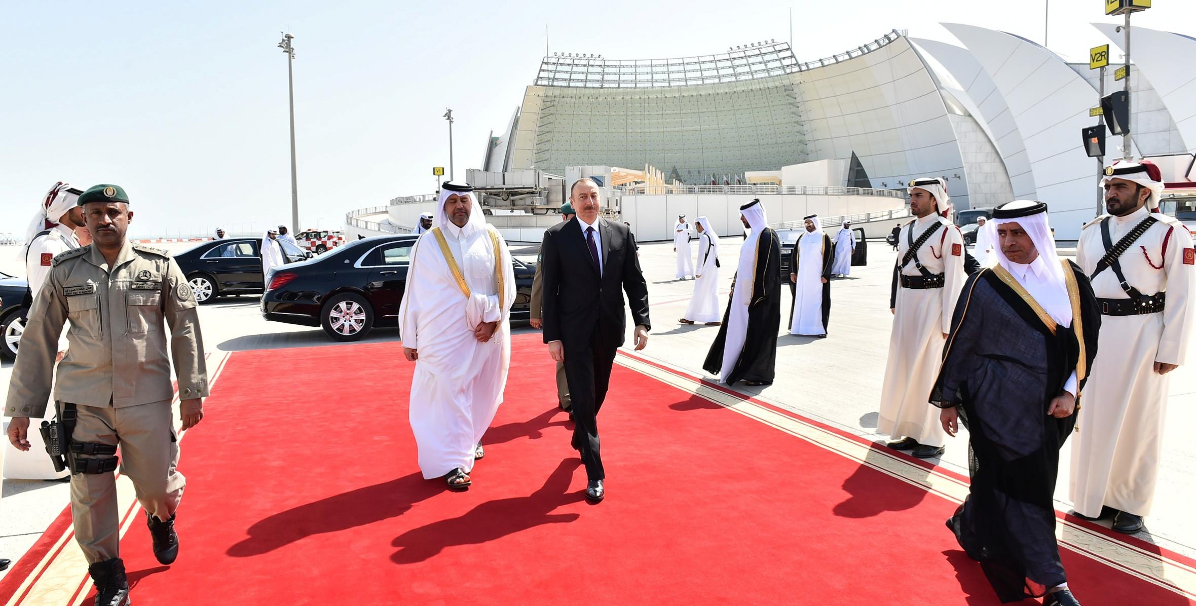 Ilham Aliyev ended official visit to Qatar
