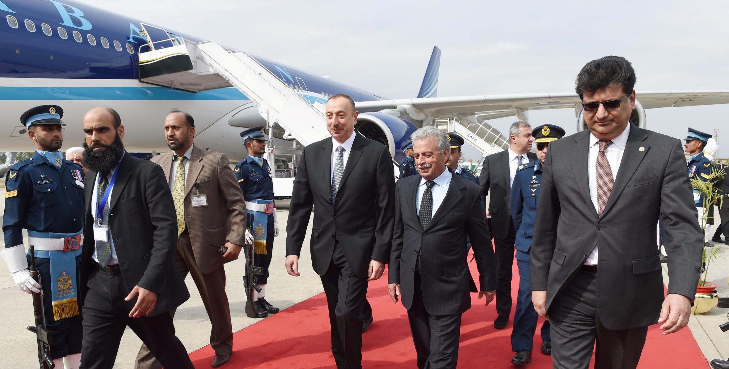 Ilham Aliyev arrived in Pakistan for a visit