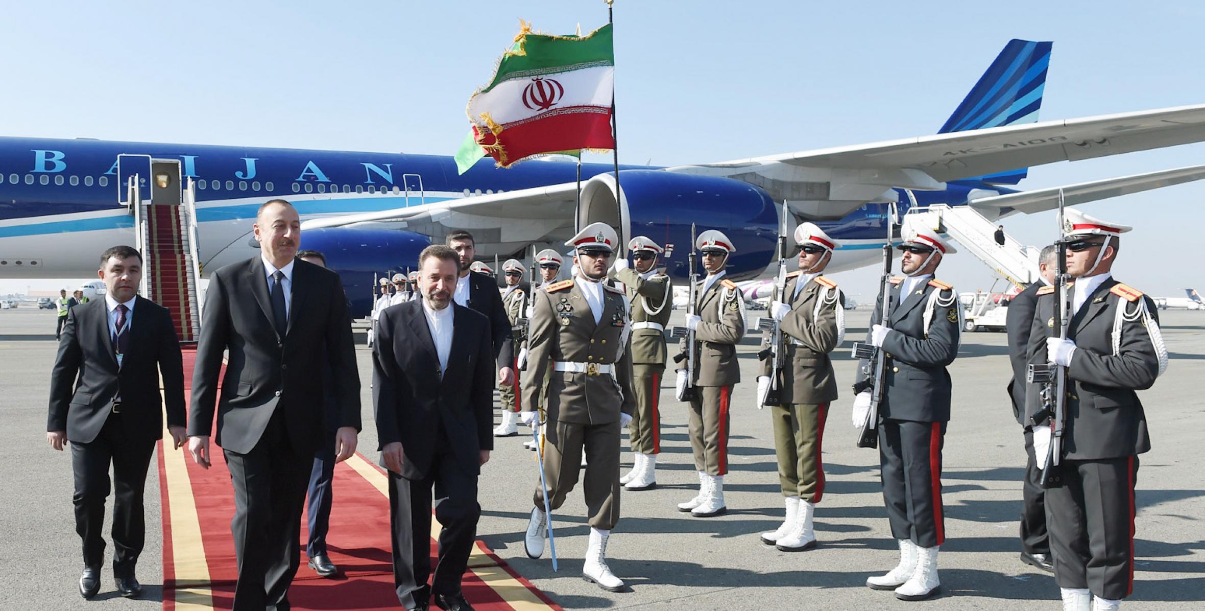 Ильхам Алиев прибыл с официальным визитом в Иран