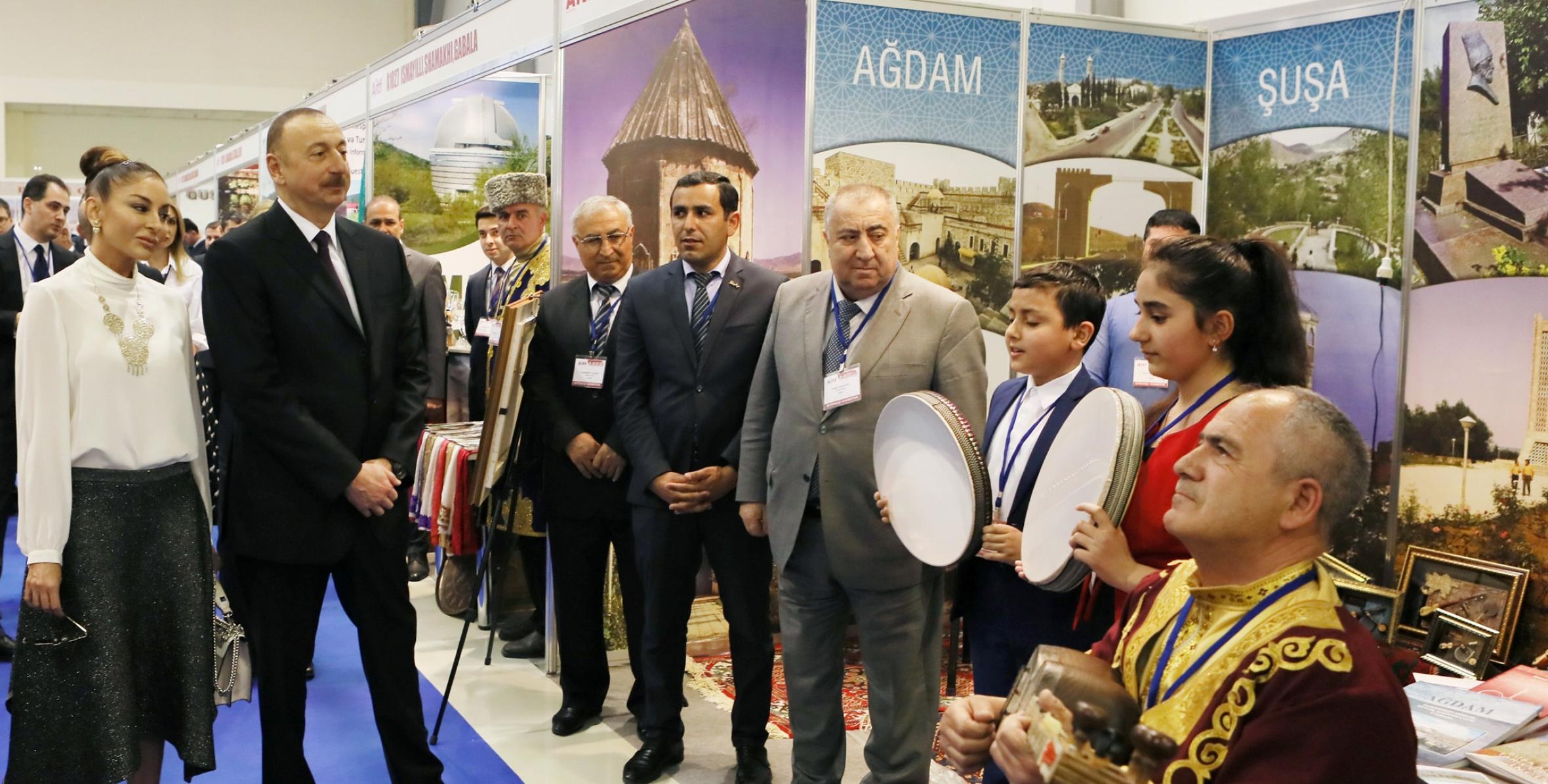 Ильхам Алиев ознакомился с XVI Азербайджанской международной выставкой «Туризм и путешествия» AITF-2017