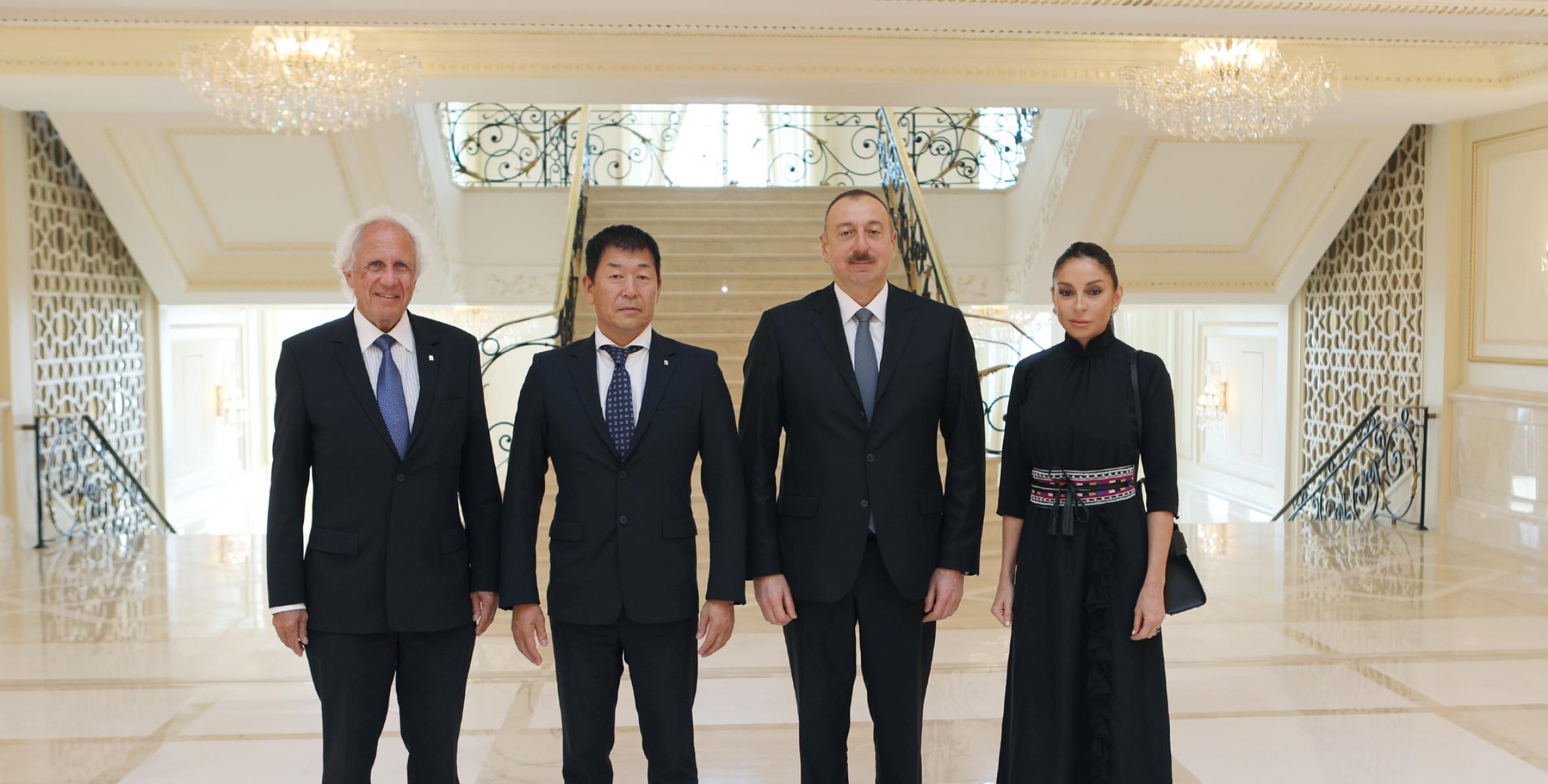Ильхам Алиев принял президента и генерального секретаря Международной федерации гимнастики