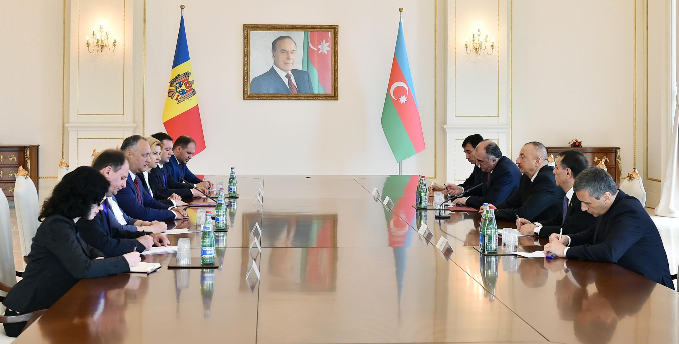 Ilham Aliyev and President Igor Dodon held expanded meeting