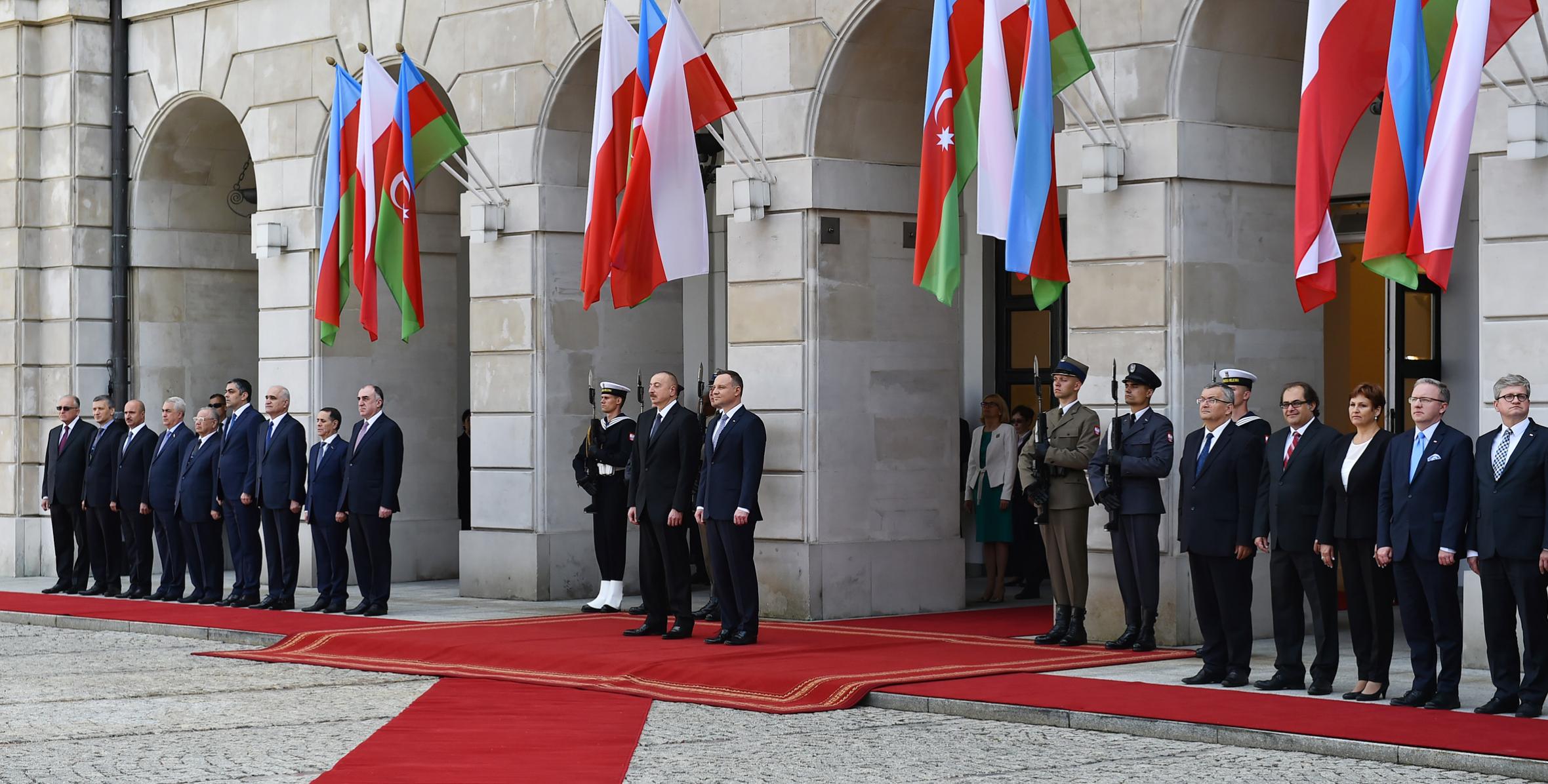 Official welcome ceremony was held for Ilham Aliyev in Warsaw