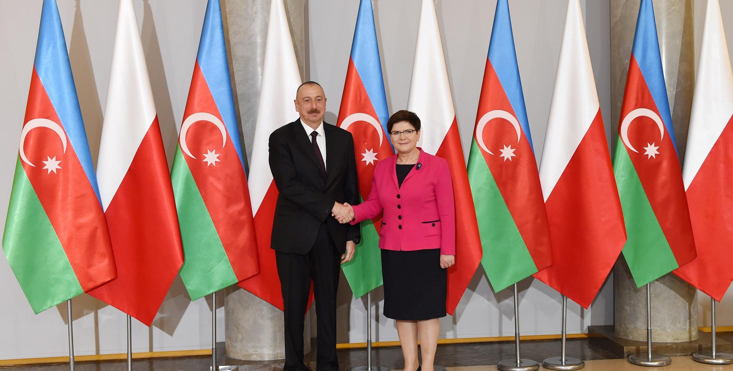 Ильхам Алиев встретился в Варшаве с премьер-министром Польши