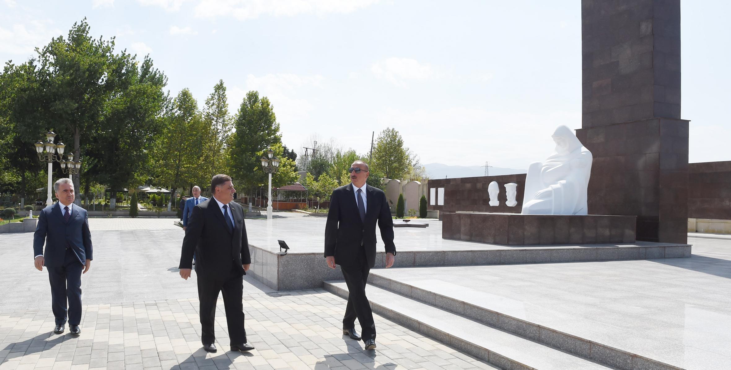 Ильхам Алиев ознакомился с условиями, созданными в парке Победы в Гейгеле
