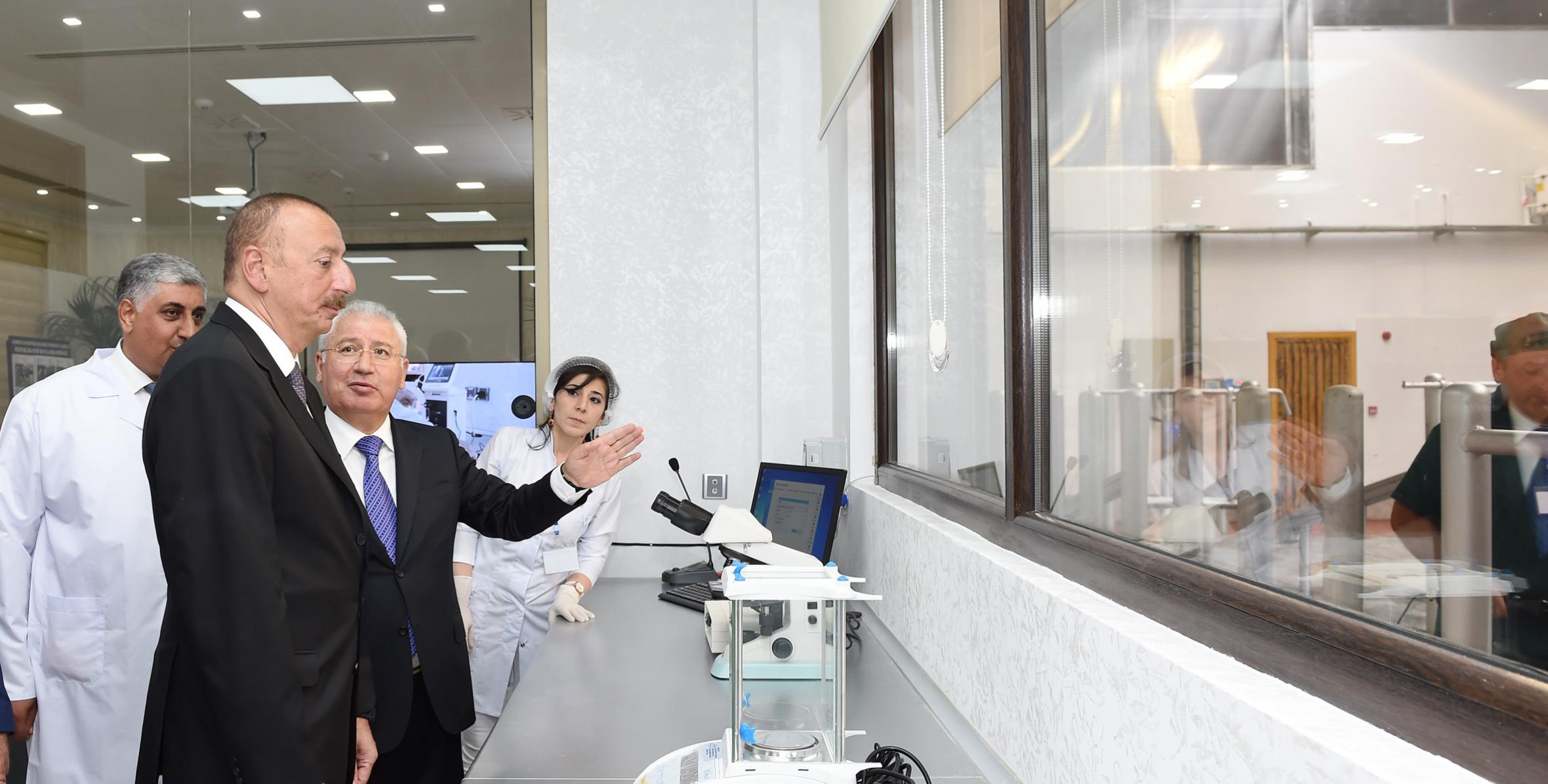 Ильхам Алиев в рамках поездки в Гейгельский район принял участие в открытии Республиканского центра искусственного осеменения
