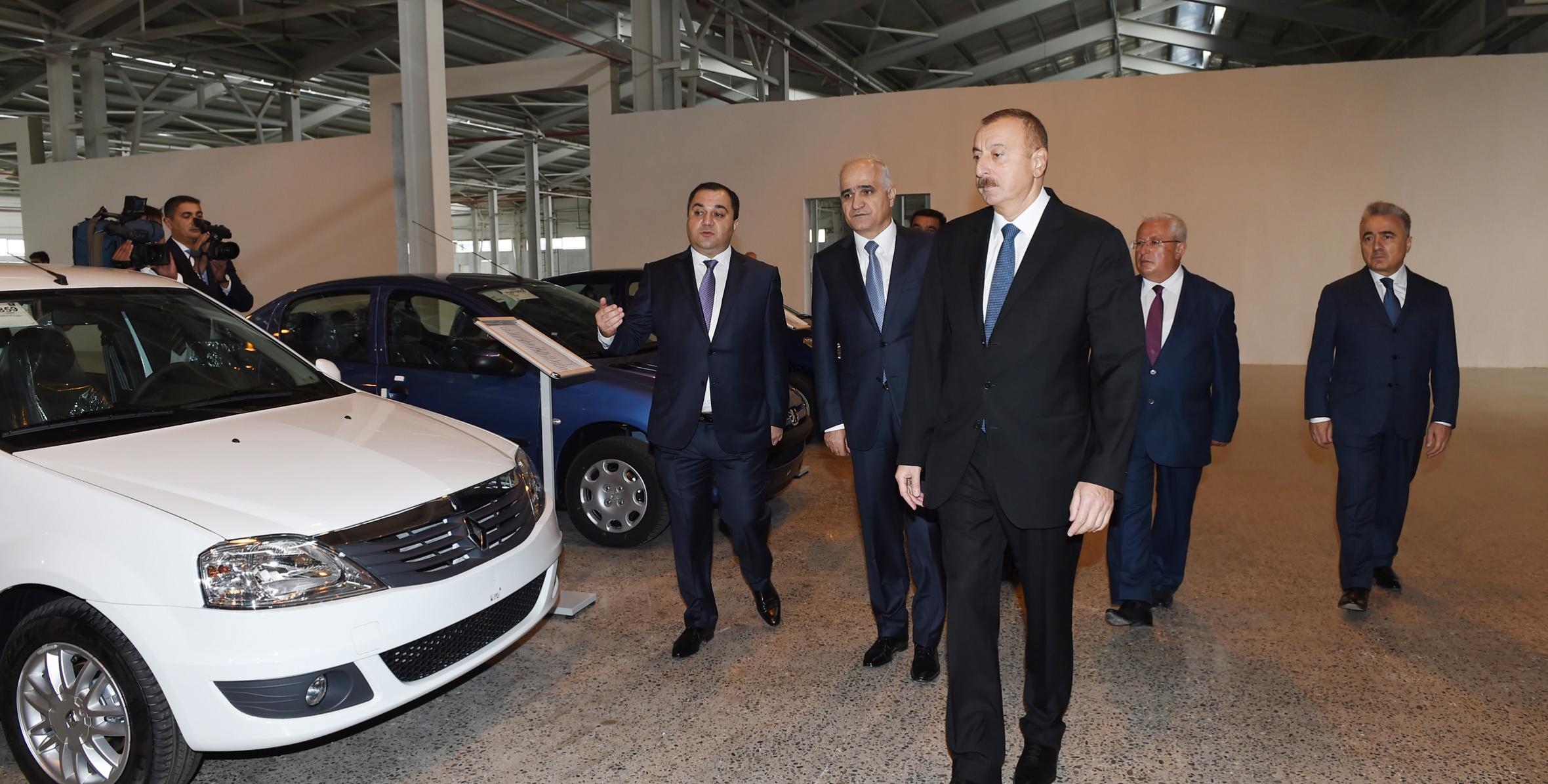 Ильхам Алиев принял участие в открытии Нефтчалинского промышленного квартала