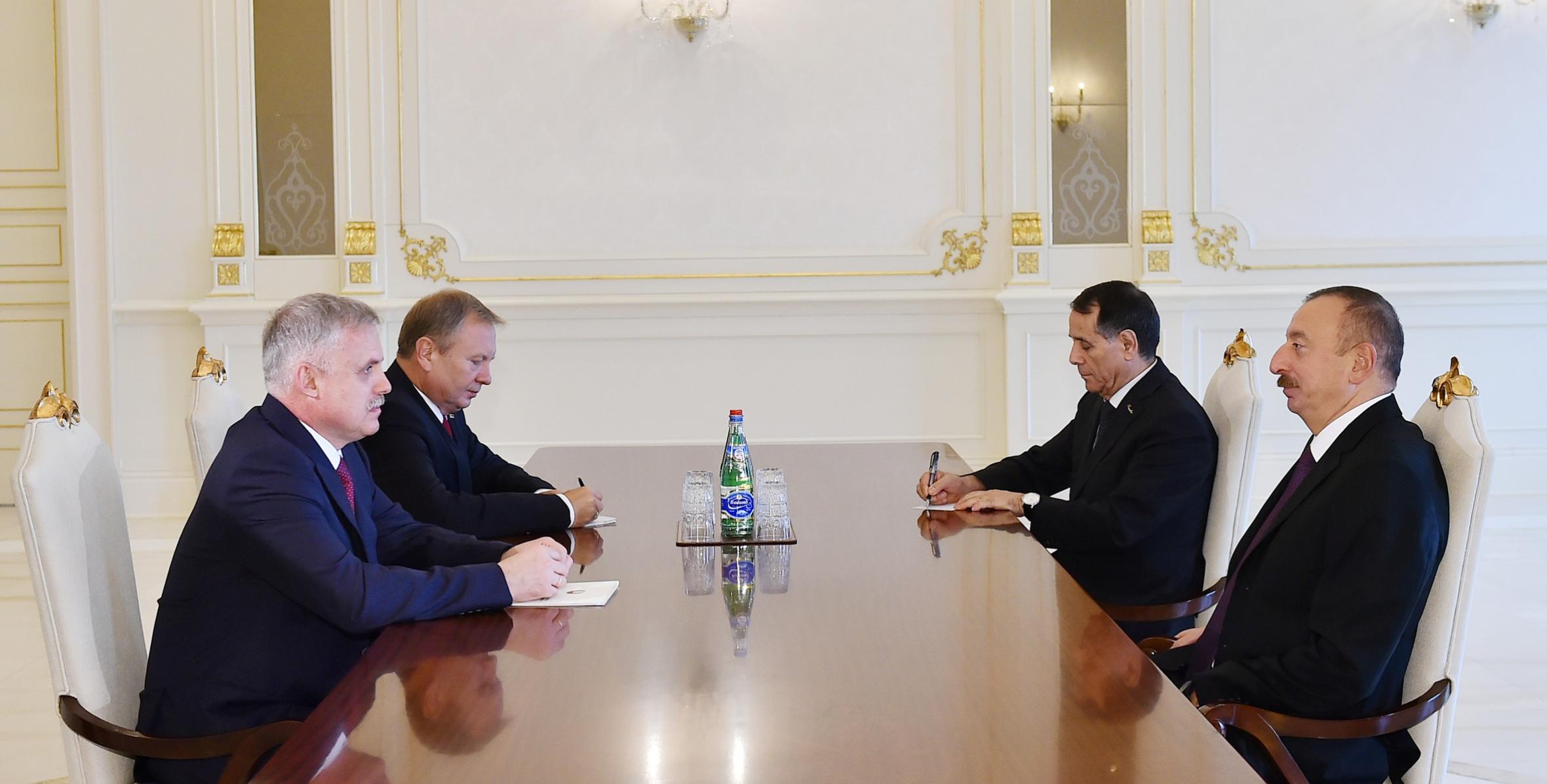 Ильхам Алиев принял государственного секретаря Совета безопасности Беларуси
