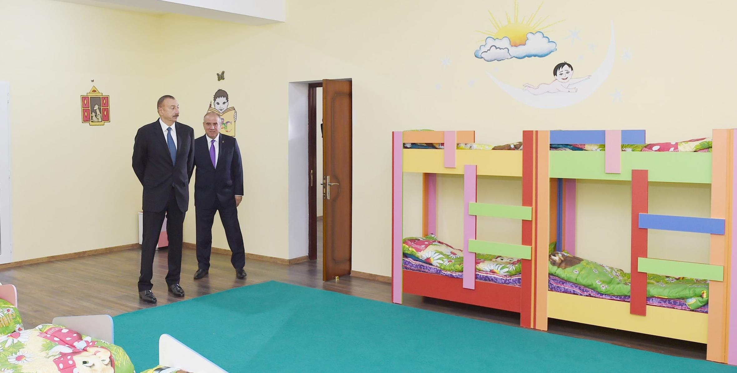 Ильхам Алиев принял участие в открытии нового детского сада на 100 мест
