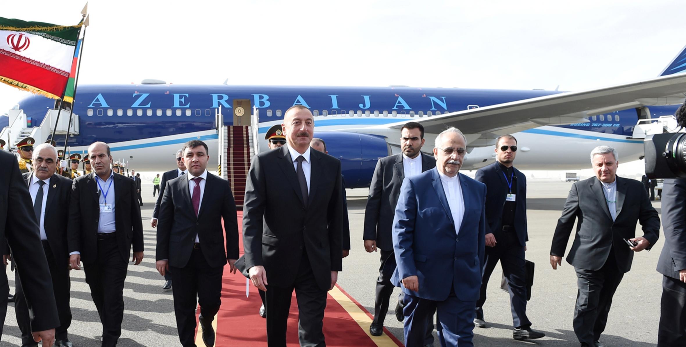 Ильхам Алиев прибыл с рабочим визитом в Иран