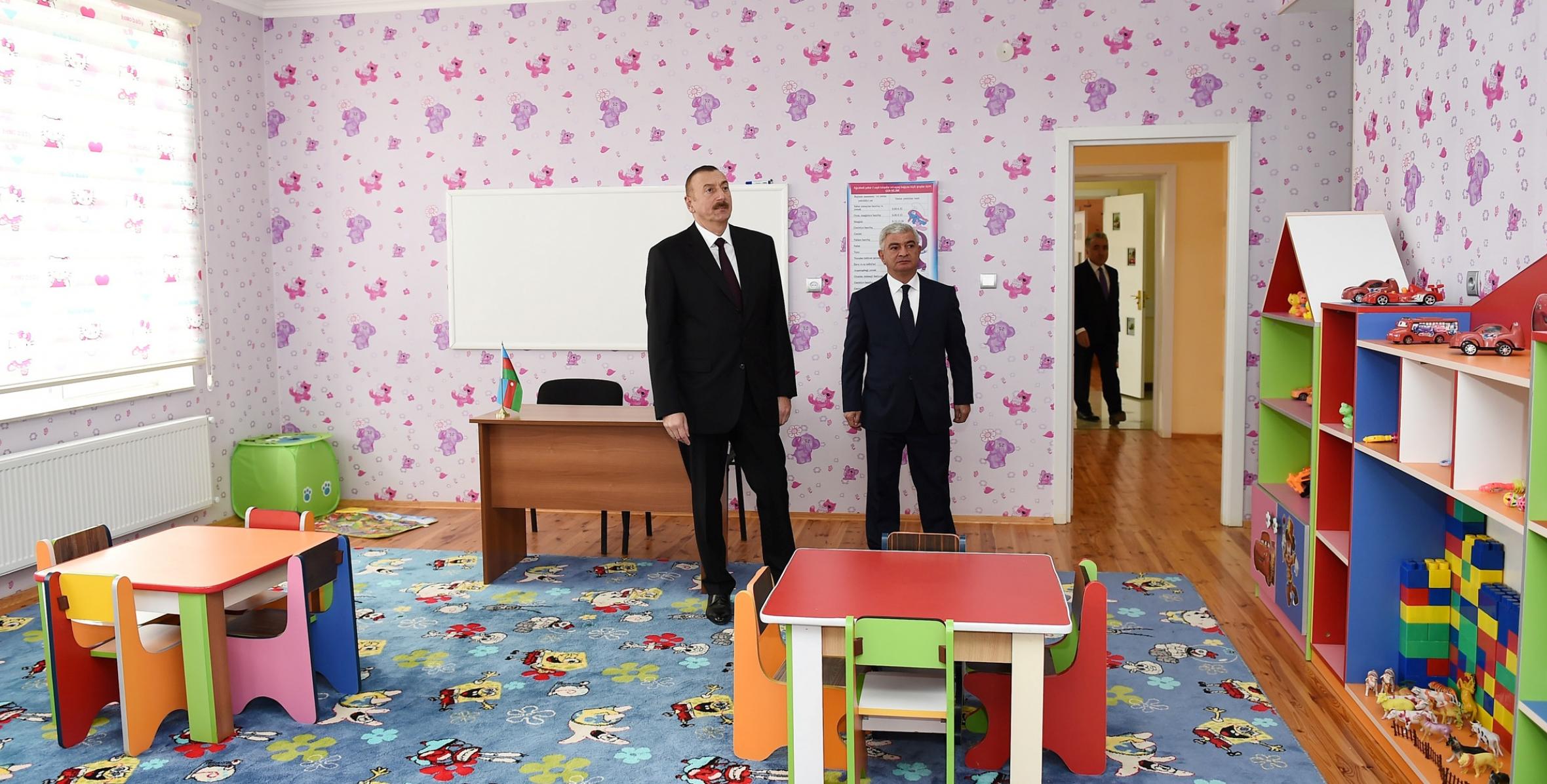 Ильхам Алиев принял участие в открытии яслей-детского сада номер 4, построенного по инициативе Фонда Гейдара Алиева в Агджабеди