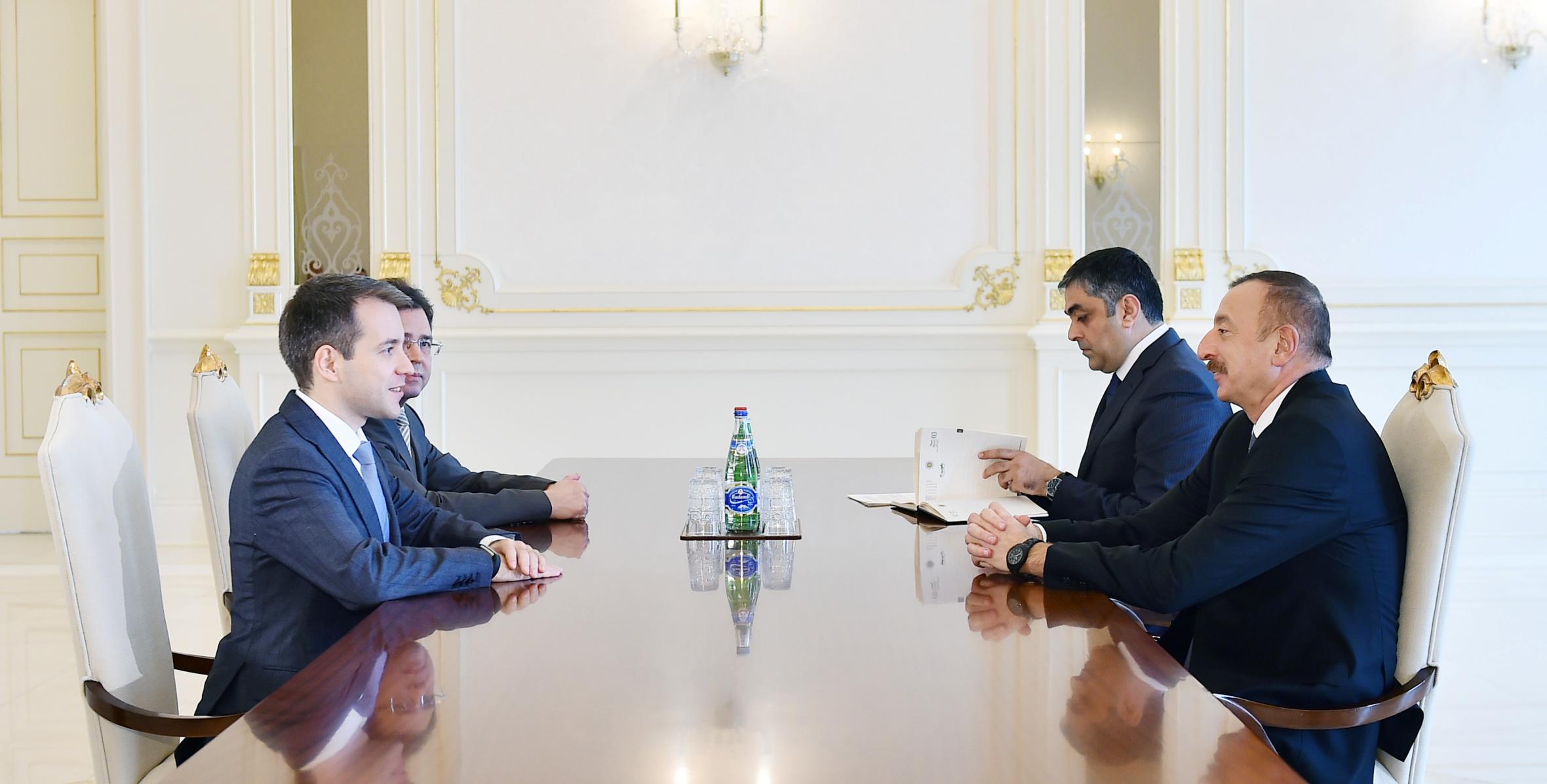 Ilham Aliyev received Russian minister of telecom and mass communications