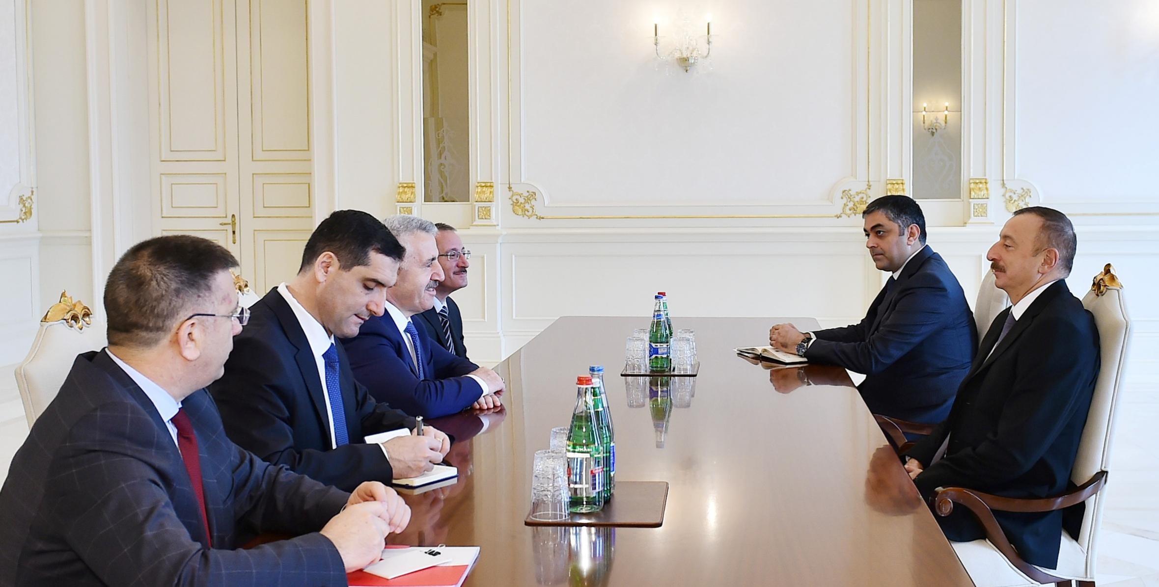 Ilham Aliyev received Turkish minister of transport, maritime affairs and communications