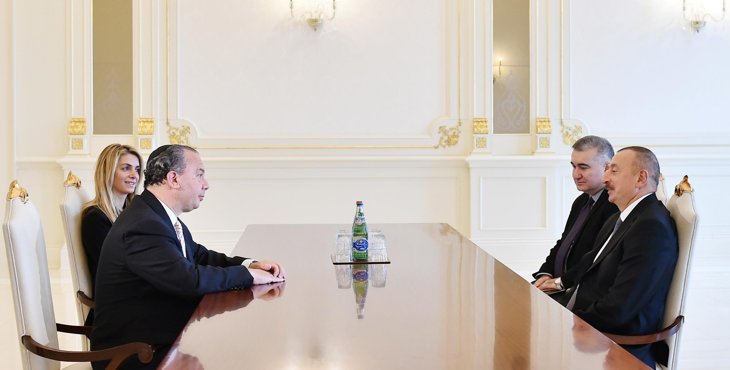 Ильхам Алиев принял президента Фонда этнического согласия