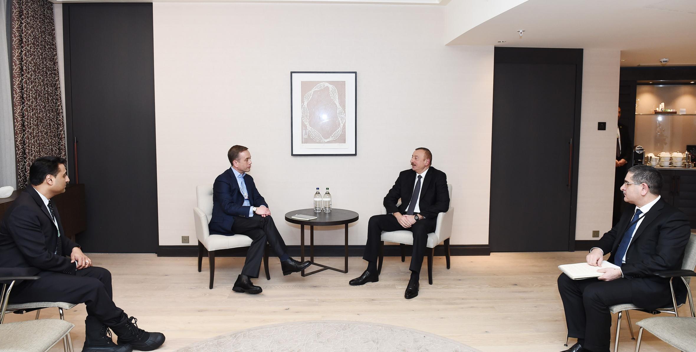 Ильхам Алиев встретился с членом правления компании Mastercard