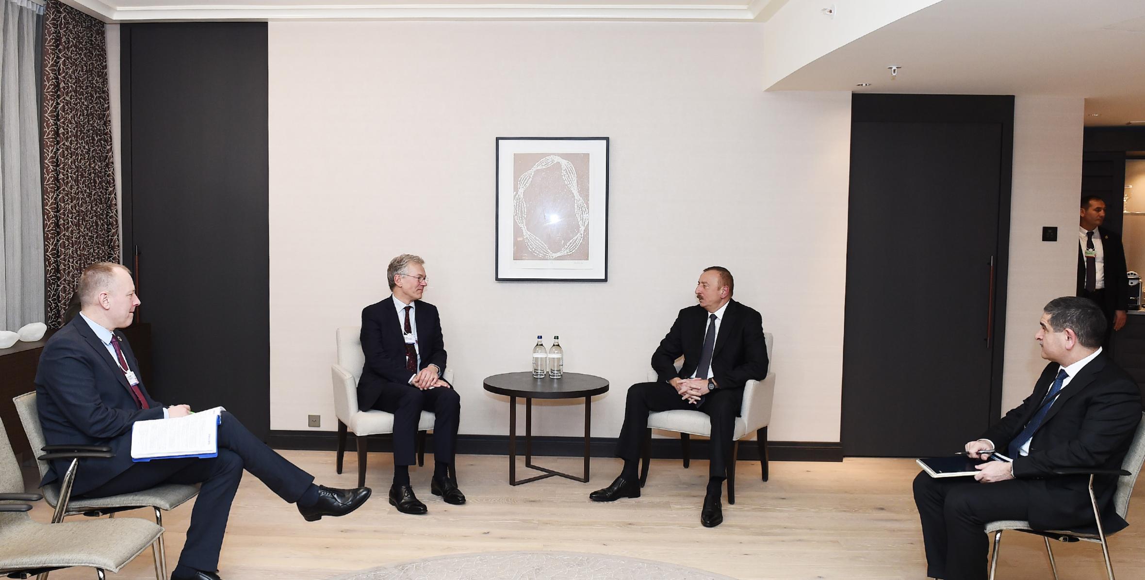 Ильхам Алиев встретился с генеральным исполнительным директором компании Royal Phillips