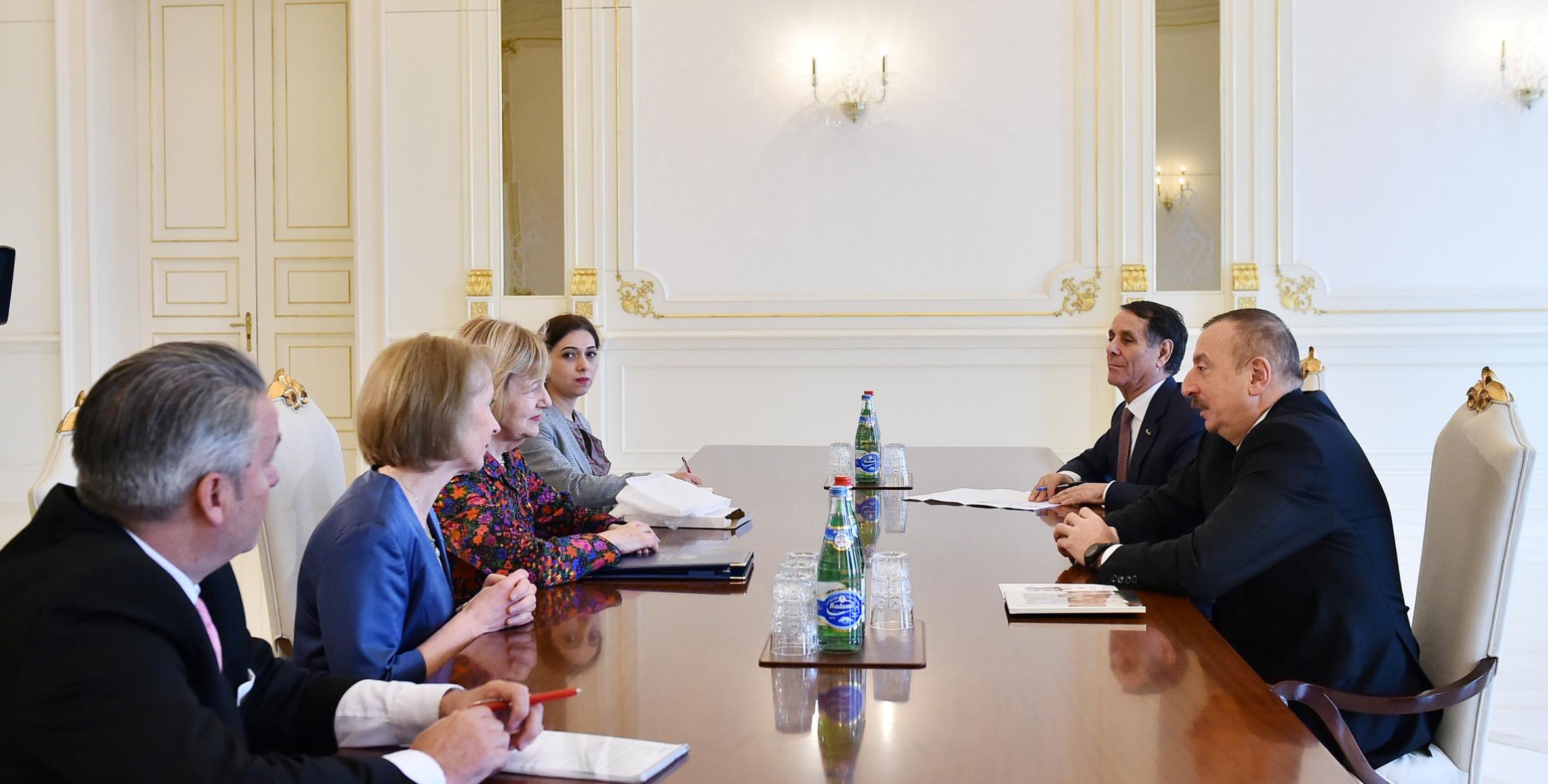 Ильхам Алиев принял торгового посланника премьер-министра Великобритании