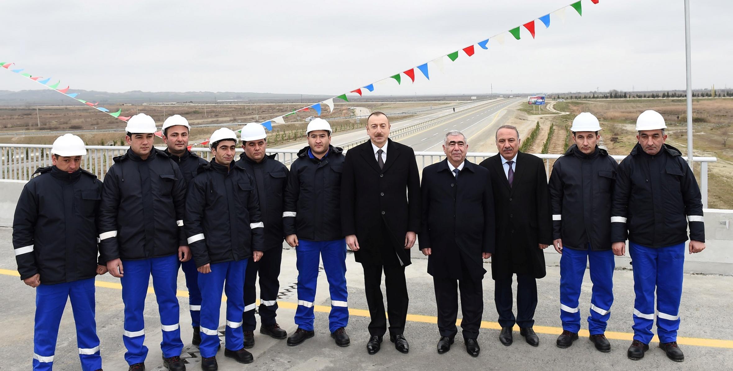 Ильхам Алиев принял участие в открытии 26-километровой части дороги Мингячевир- Бахрамтепе