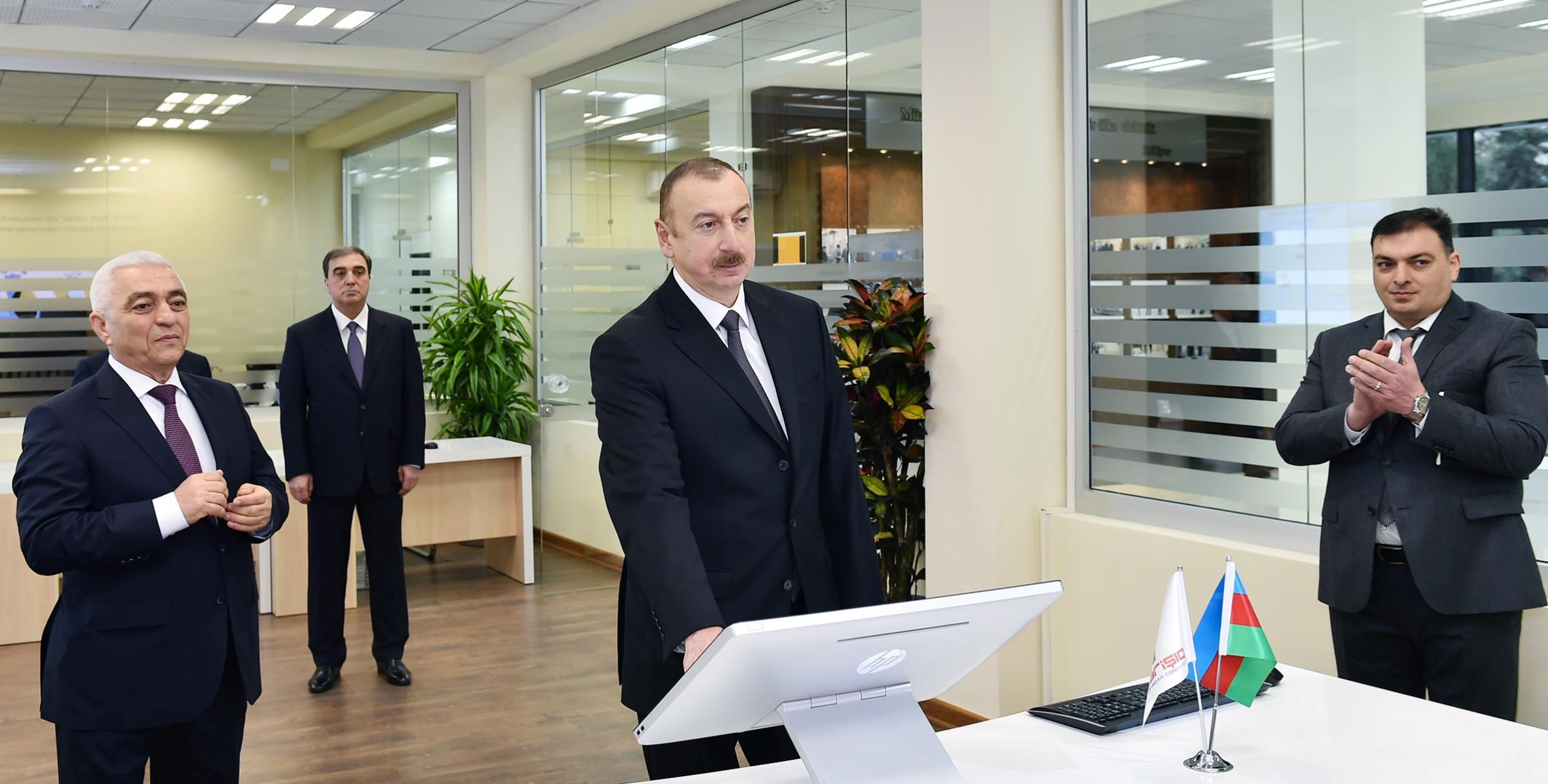 Ильхам Алиев принял участие в открытии Центра автоматического управления и контроля электрораспределительной сети города Мингячевир