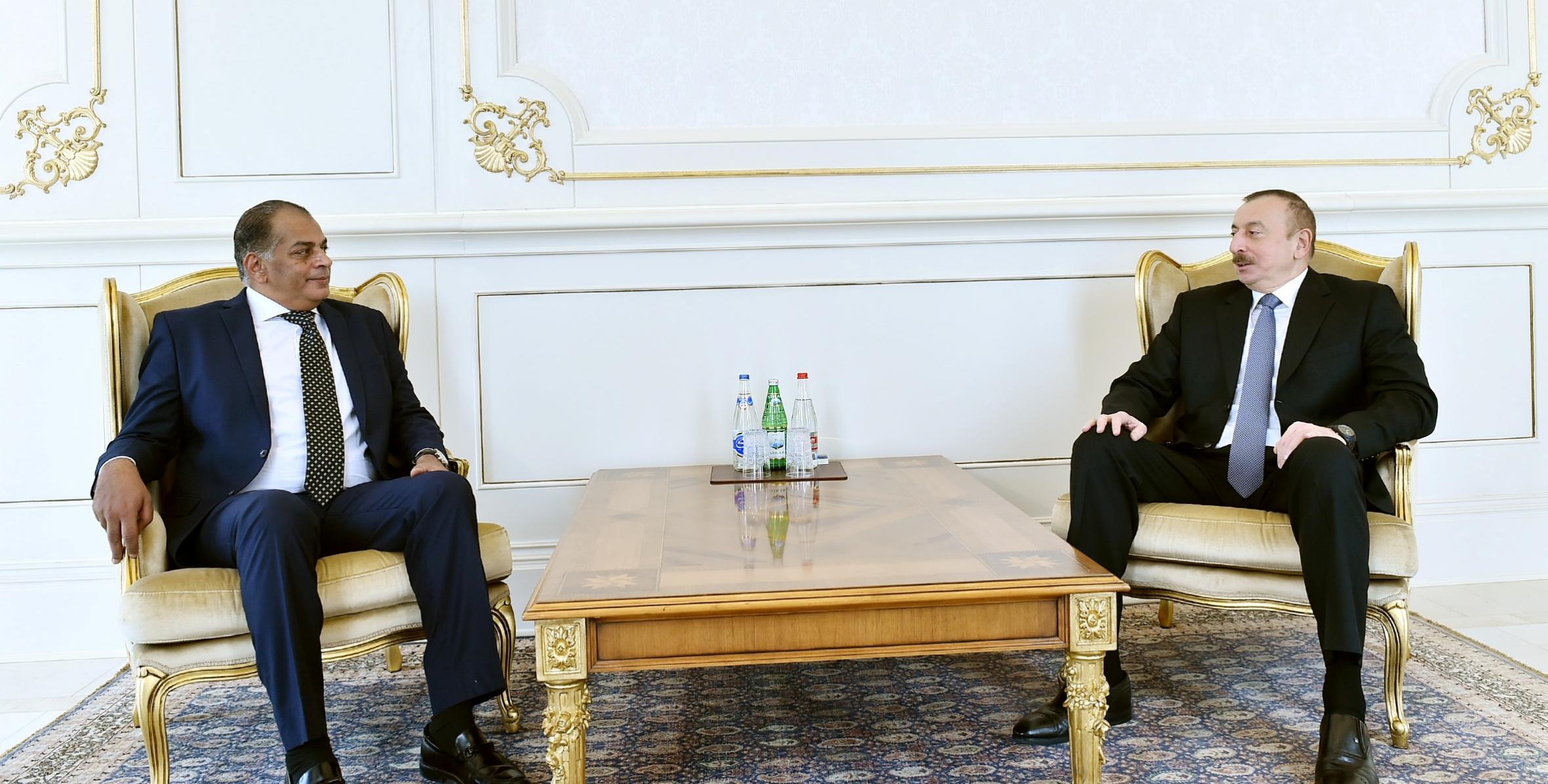 Ильхам Алиев принял верительные грамоты новоназначенного посла Египта в Азербайджане