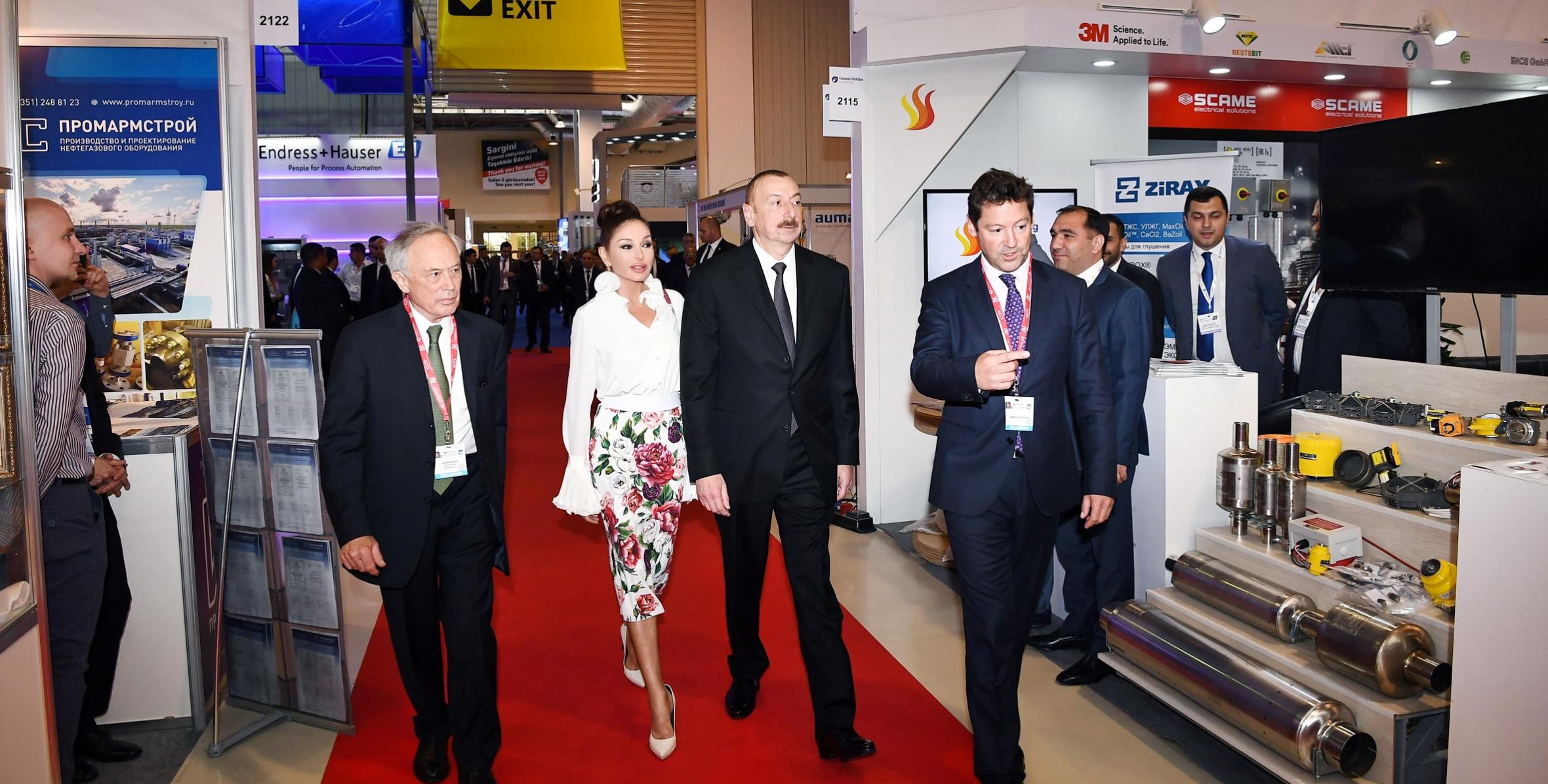 Ильхам Алиев ознакомился с XXV юбилейной Международной выставкой «Нефть и газ Каспия – 2018»