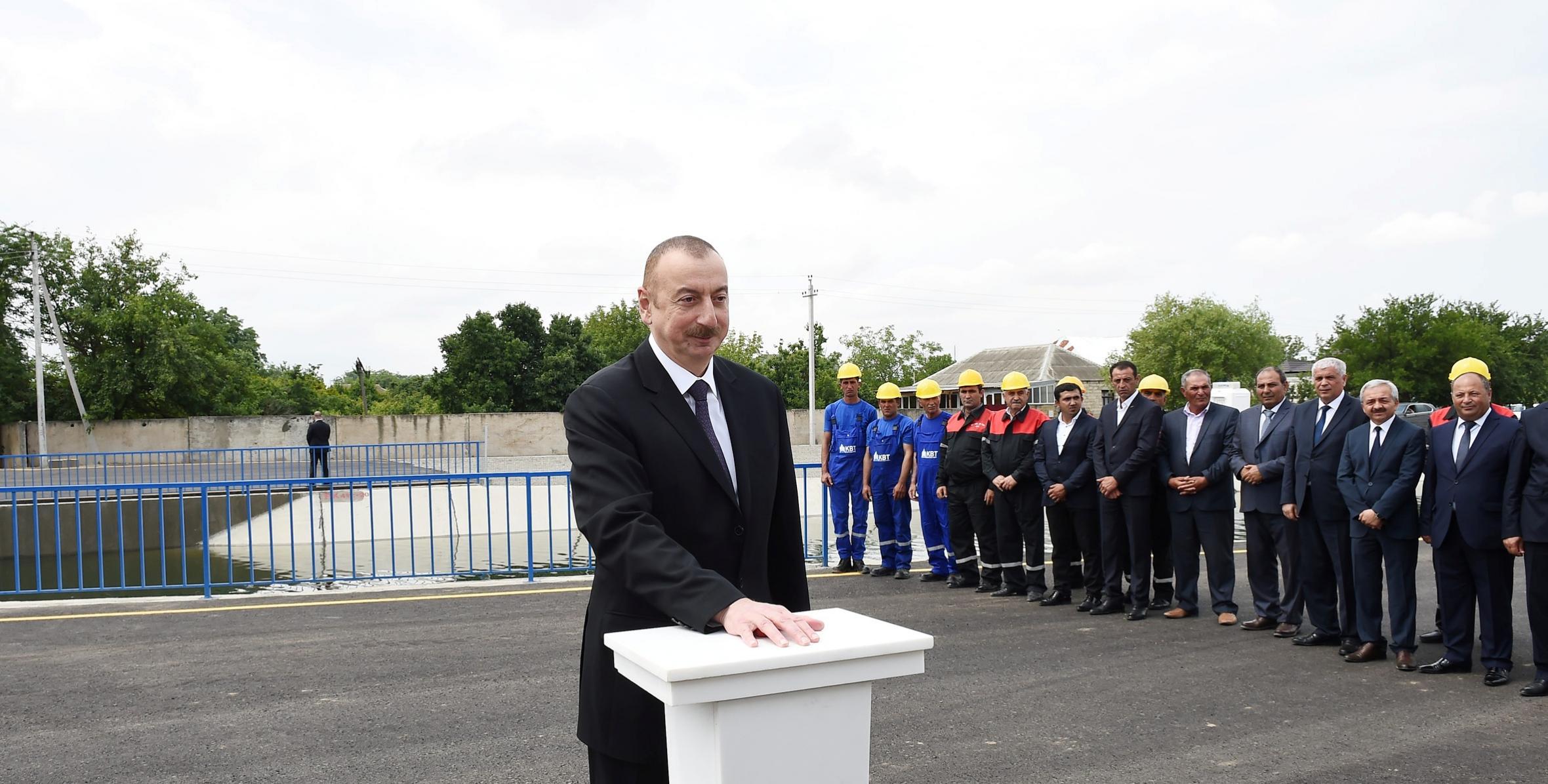 Ильхам Алиев принял участие в открытии установки второй очереди магистрального оросительного канала Шамкир-Самух-Геранбой на пересечении с Шелковым путем и его последующего участка протяженностью 4,95 километра