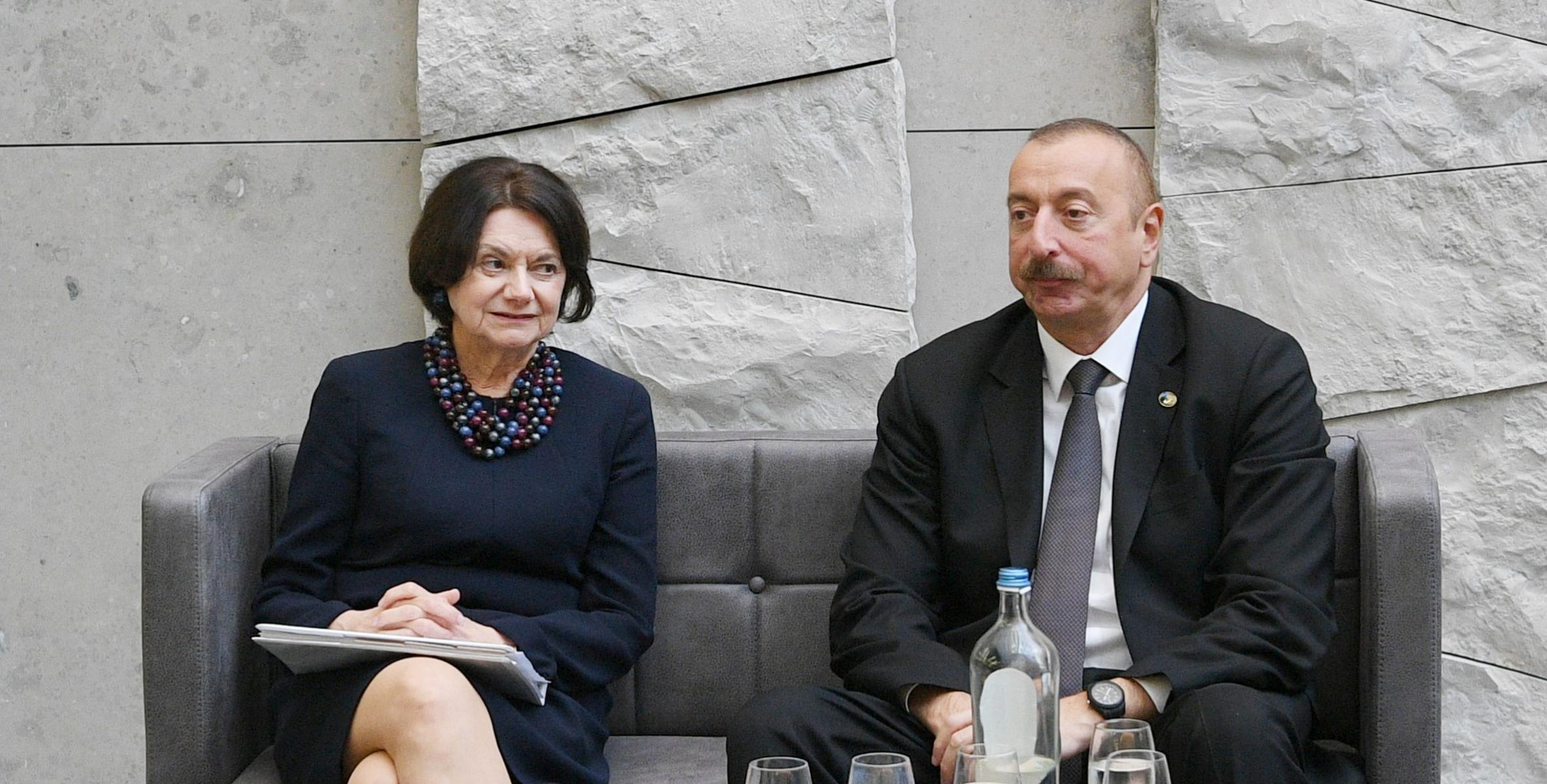 Ильхам Алиев встретился в Брюсселе с заместителем Генерального секретаря ООН по политическим вопросам