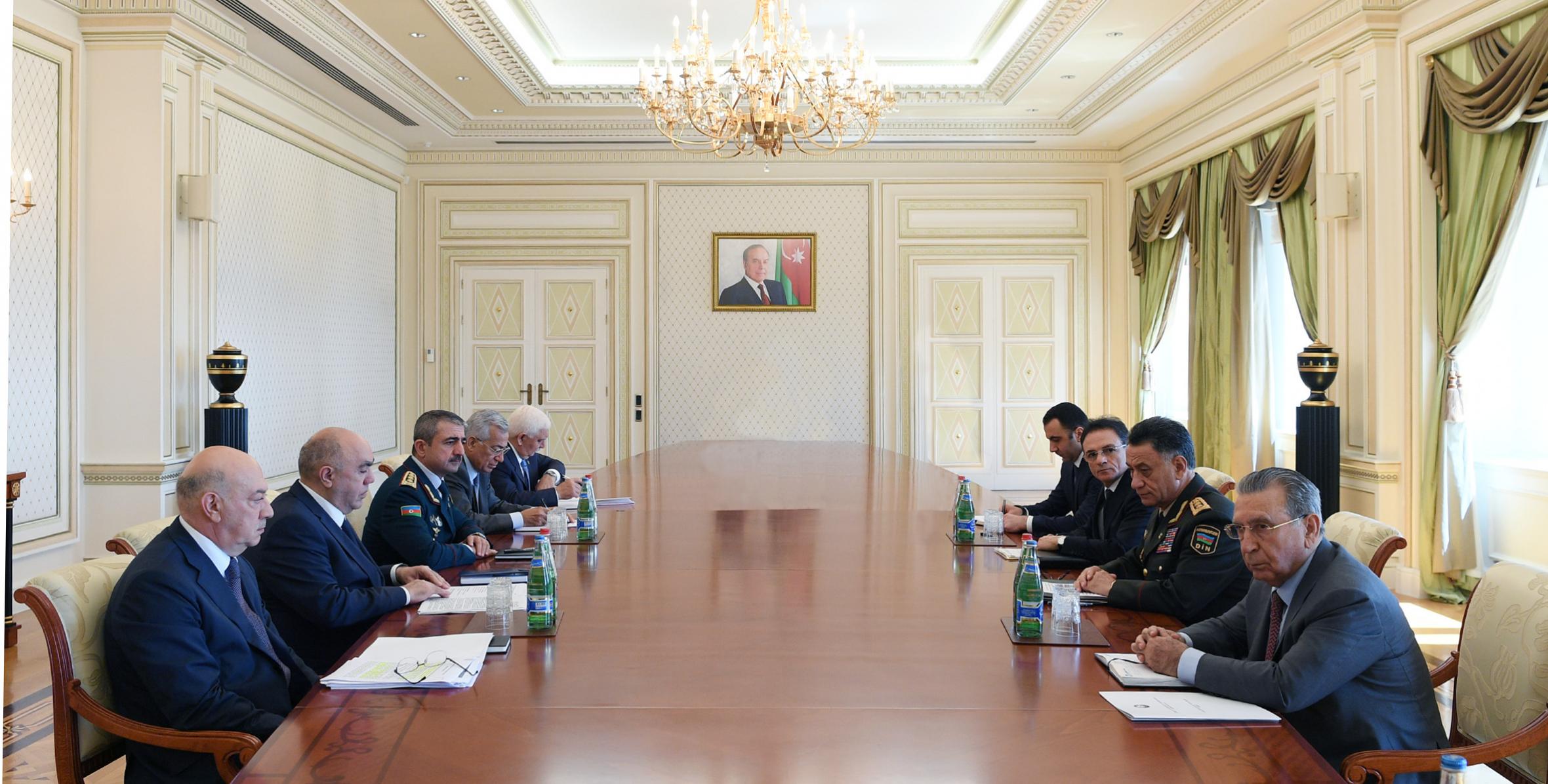 При Ильхаме Алиеве состоялось заседание с участием руководителей правоохранительных органов республики